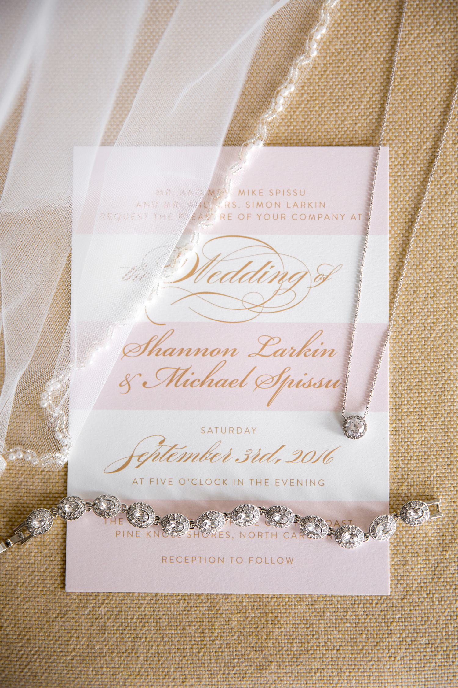 8-crystal-coast-country-club-wedding-16