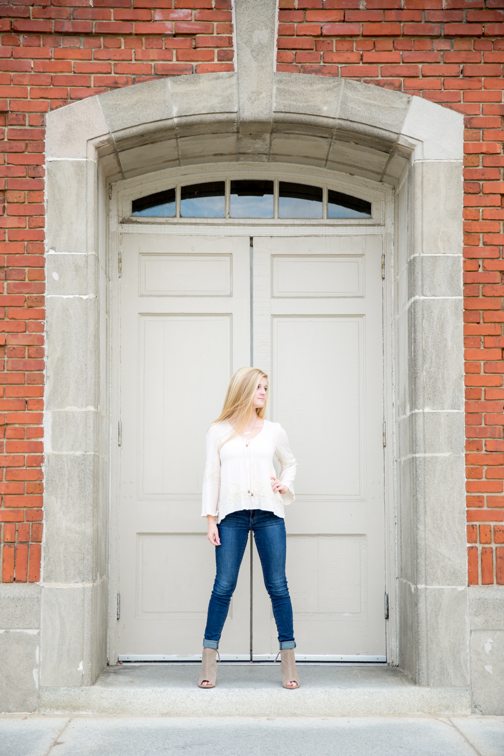 13a-senior-portraits-downtown-wilson-76