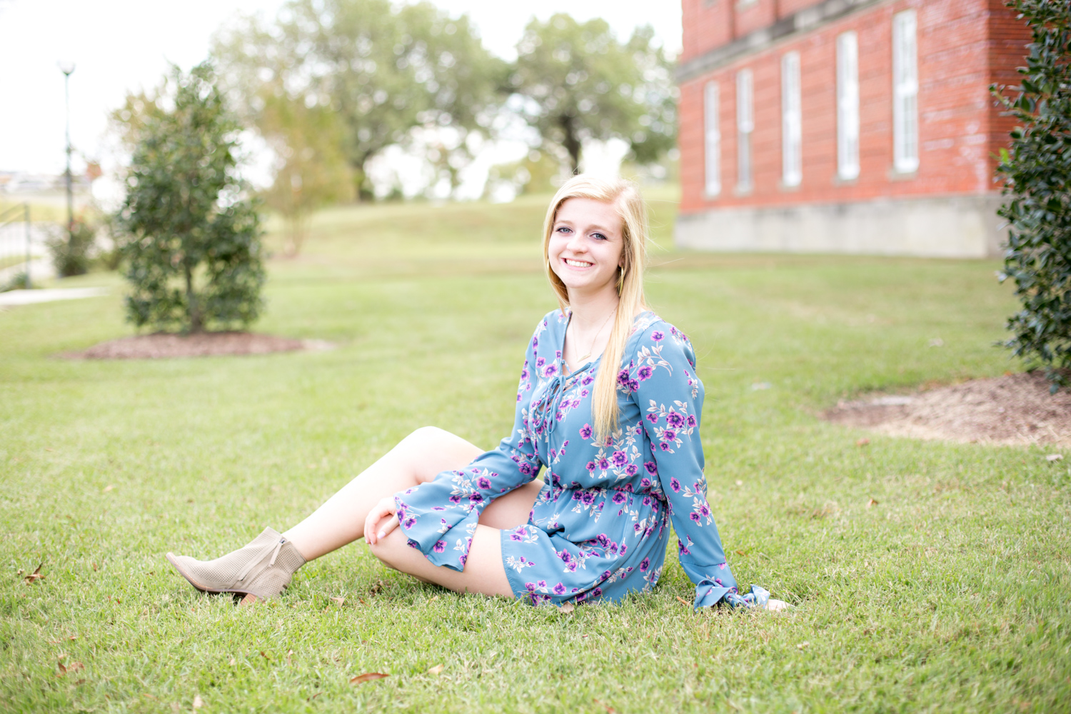 4-senior-portraits-downtown-wilson-47