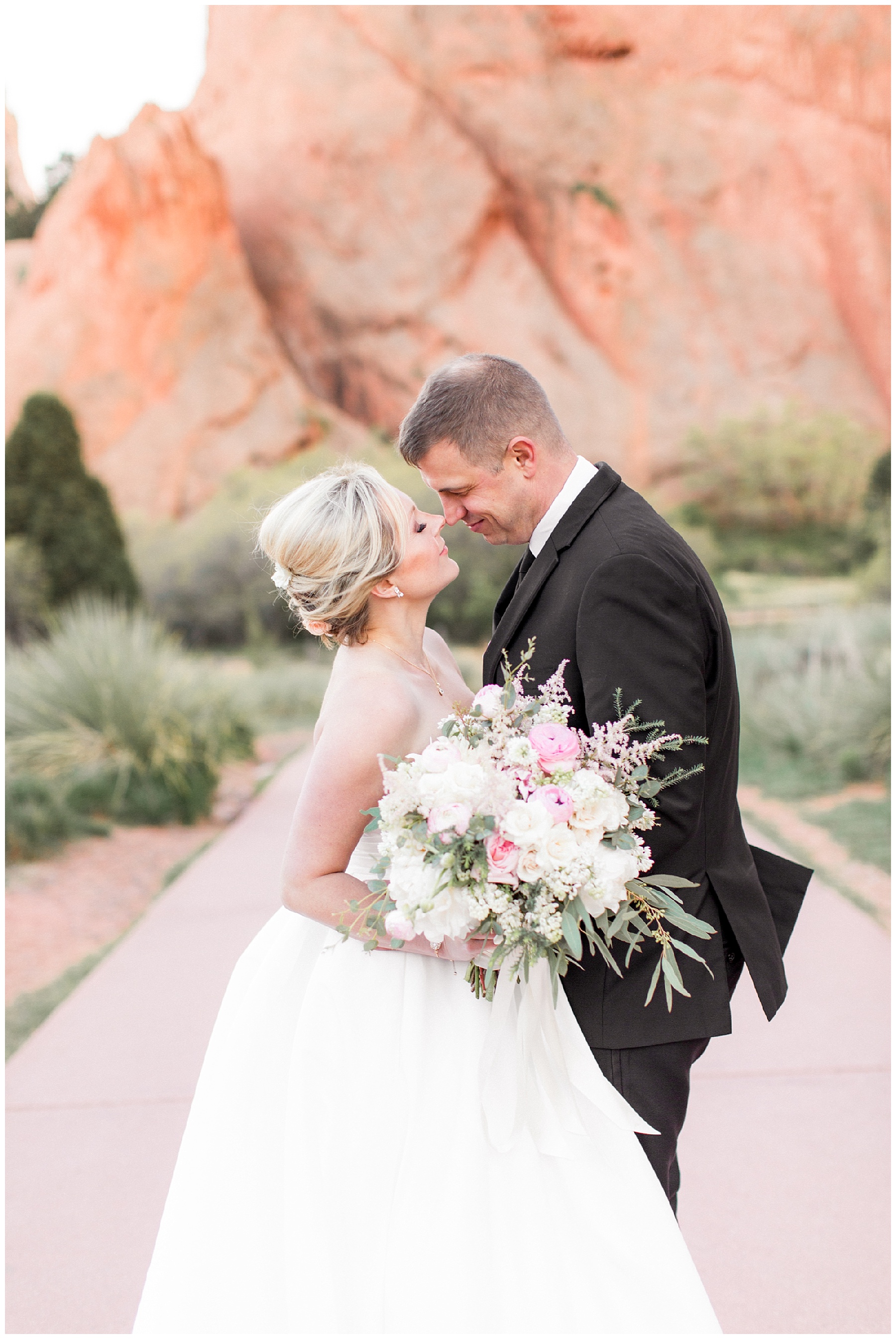 Garden of the Gods-Colorado-Wedding- Tiffany L Johnson- Photography_0082.jpg Garden of the Gods-Colorado-Wedding- Tiffany L Johnson- Photography_0082.jpg