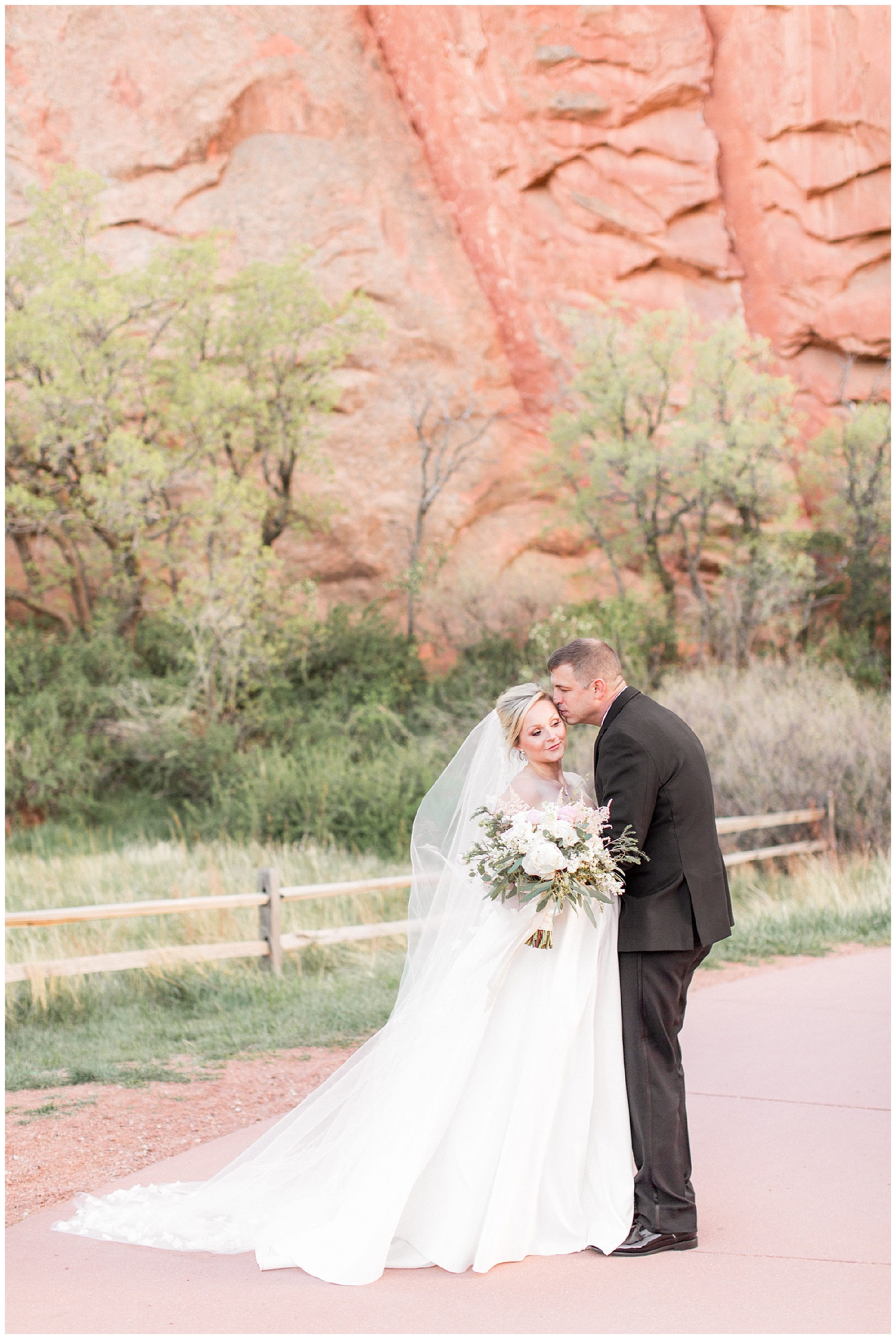 Garden of the Gods-Colorado-Wedding- Tiffany L Johnson- Photography_0086.jpg Garden of the Gods-Colorado-Wedding- Tiffany L Johnson- Photography_0086.jpg
