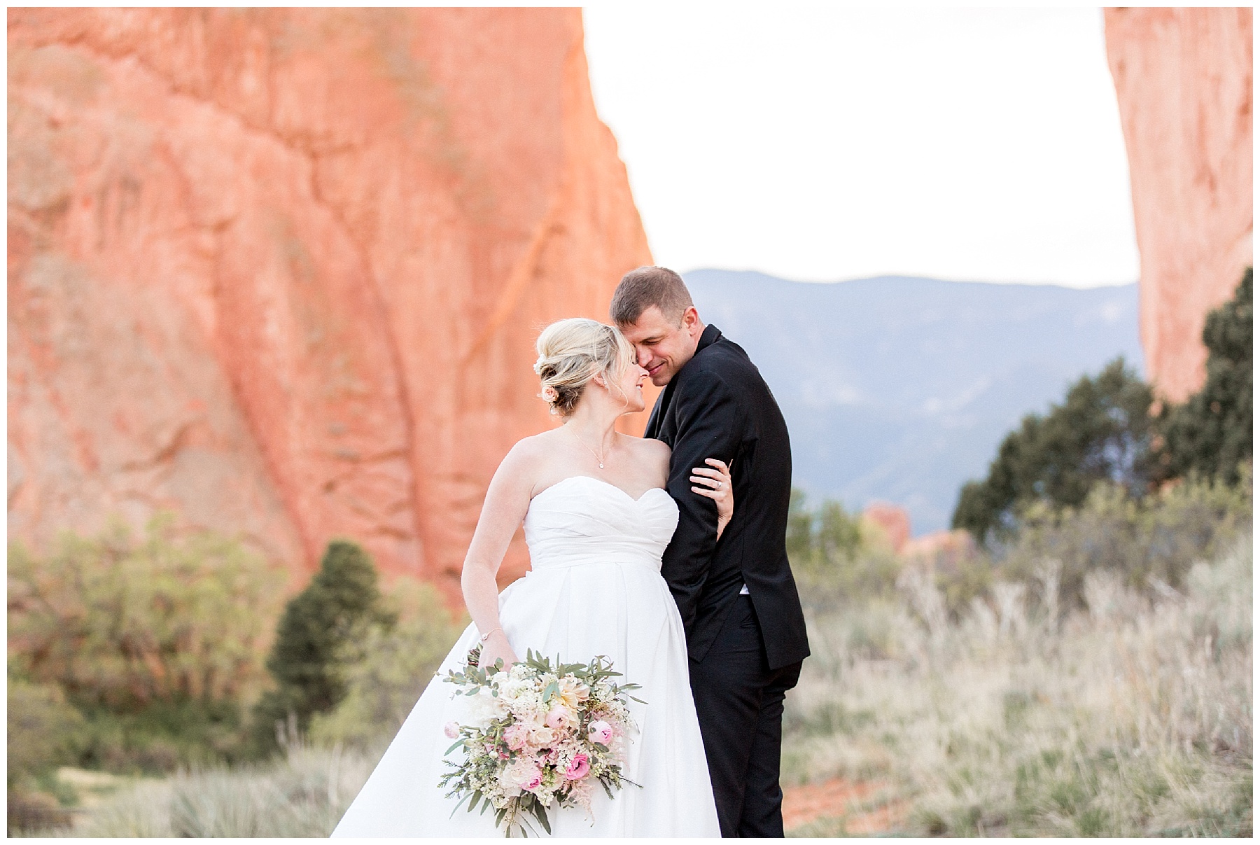 Garden of the Gods-Colorado-Wedding- Tiffany L Johnson- Photography_0092.jpg Garden of the Gods-Colorado-Wedding- Tiffany L Johnson- Photography_0092.jpg