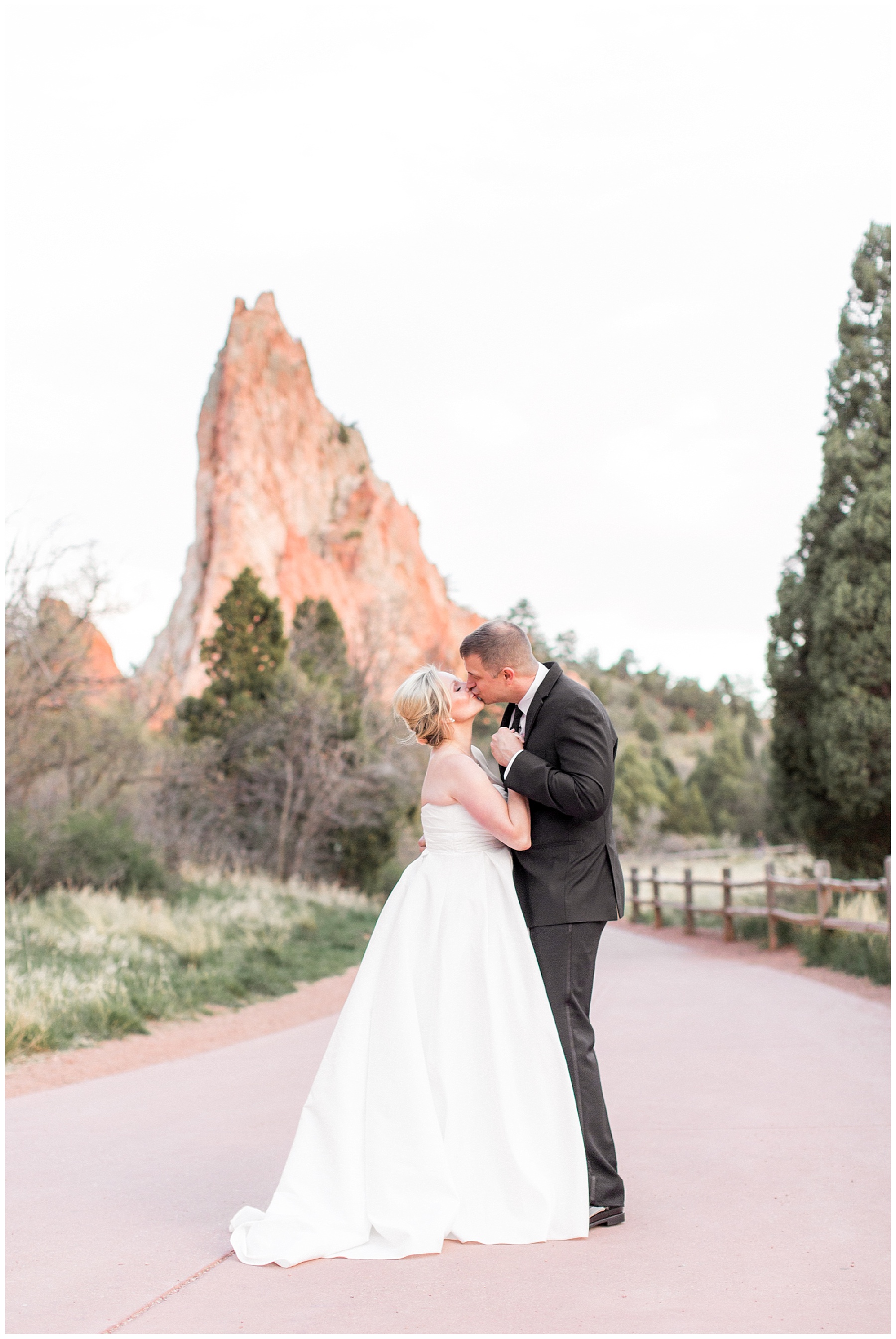 Garden of the Gods-Colorado-Wedding- Tiffany L Johnson- Photography_0101.jpg Garden of the Gods-Colorado-Wedding- Tiffany L Johnson- Photography_0101.jpg