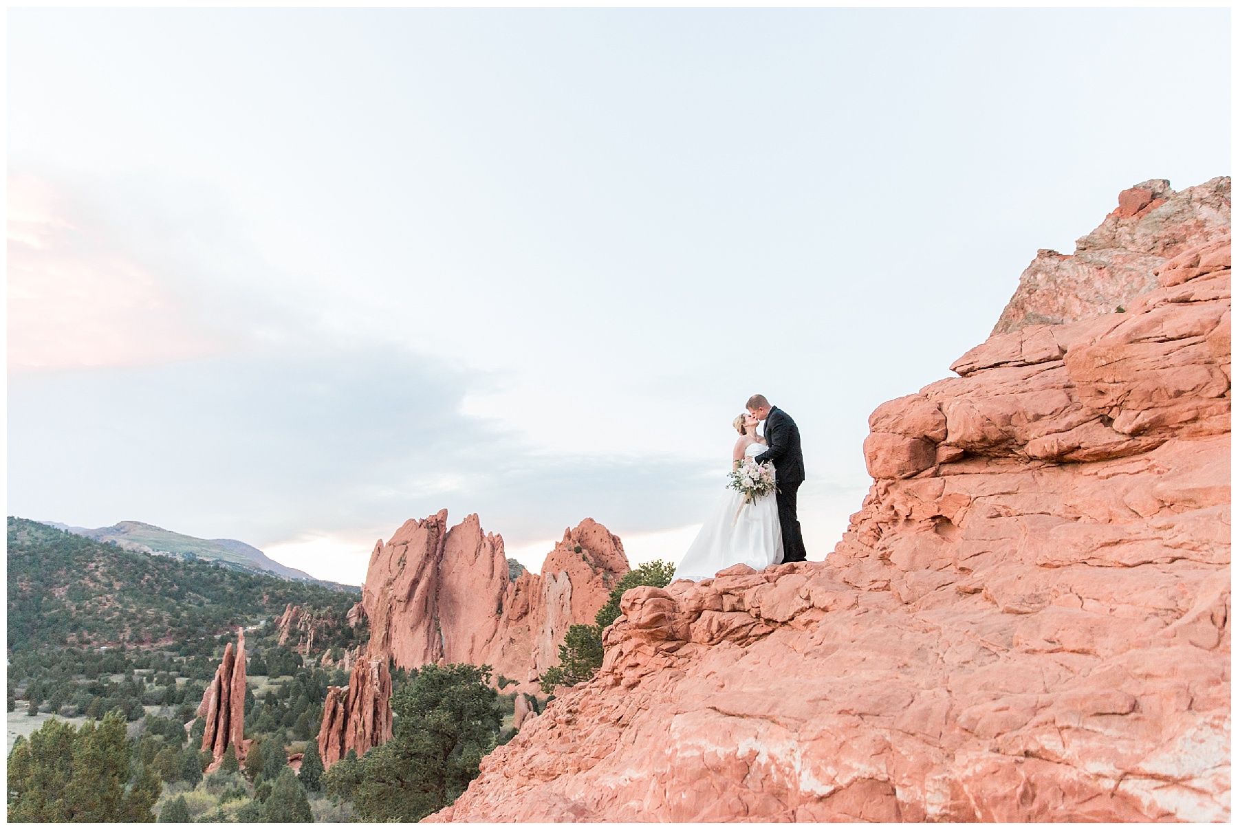 Garden of the Gods-Colorado-Wedding- Tiffany L Johnson- Photography_0110.jpg Garden of the Gods-Colorado-Wedding- Tiffany L Johnson- Photography_0110.jpg