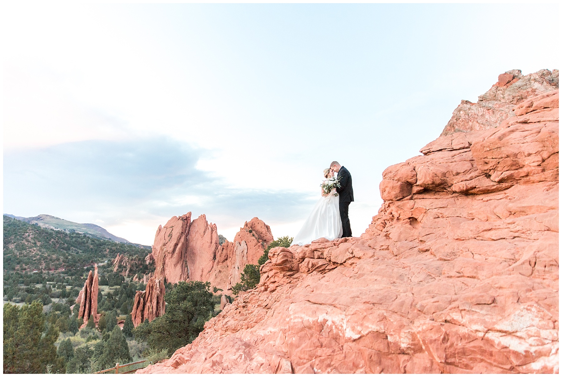 Garden of the Gods-Colorado-Wedding- Tiffany L Johnson- Photography_0127.jpg Garden of the Gods-Colorado-Wedding- Tiffany L Johnson- Photography_0127.jpg