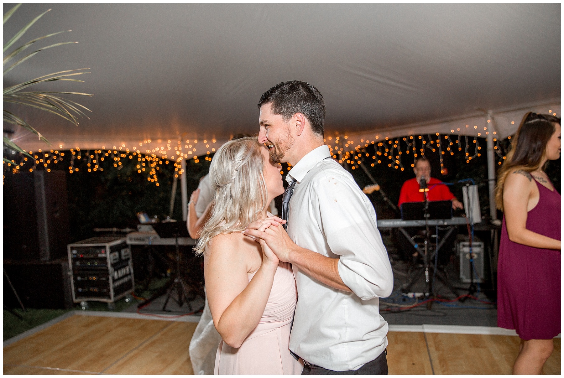 The Leaning Tree- Bailey NC -Wedding Day- Tiffany L Johnson_0160.jpg The Leaning Tree- Bailey NC -Wedding Day- Tiffany L Johnson_0160.jpg