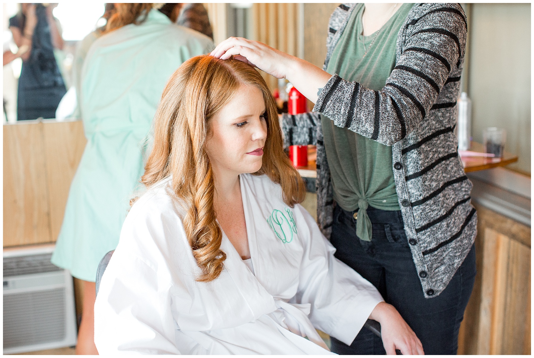 the barn at woodlake meadows wedding day- tiffany l johnson photograhy - bear creek nc_0010.jpg