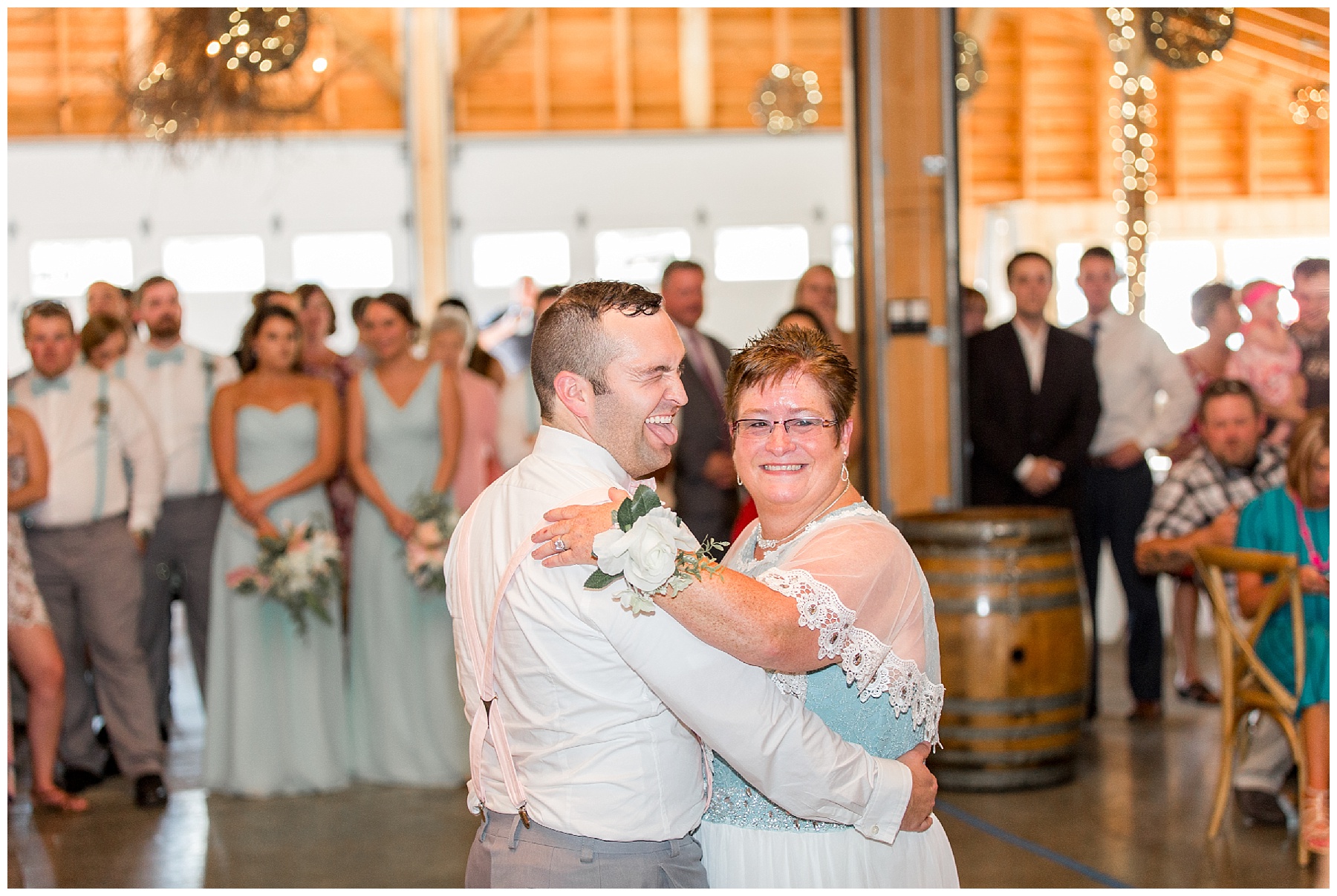 the barn at woodlake meadows wedding day- tiffany l johnson photograhy - bear creek nc_0121.jpg