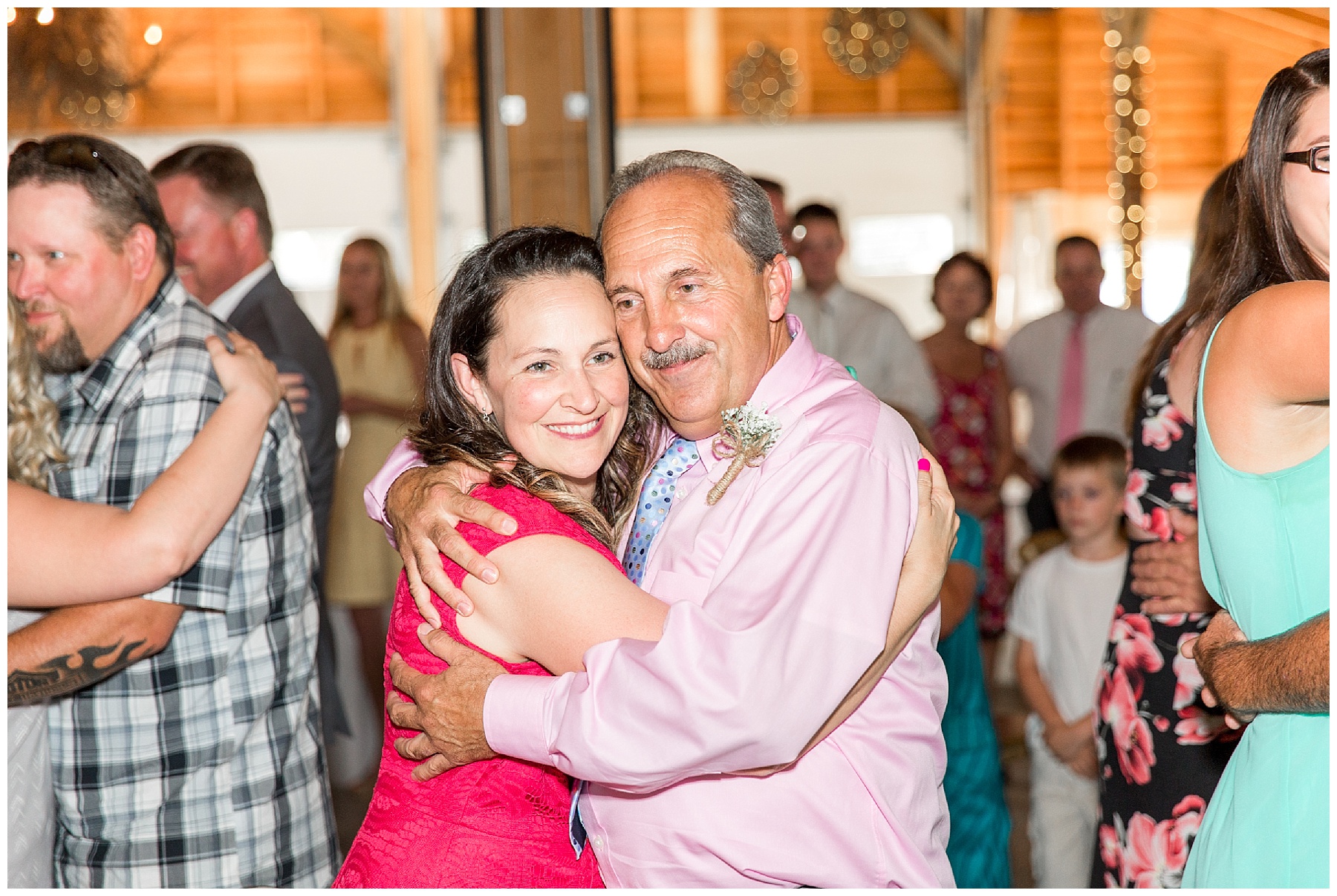 the barn at woodlake meadows wedding day- tiffany l johnson photograhy - bear creek nc_0124.jpg