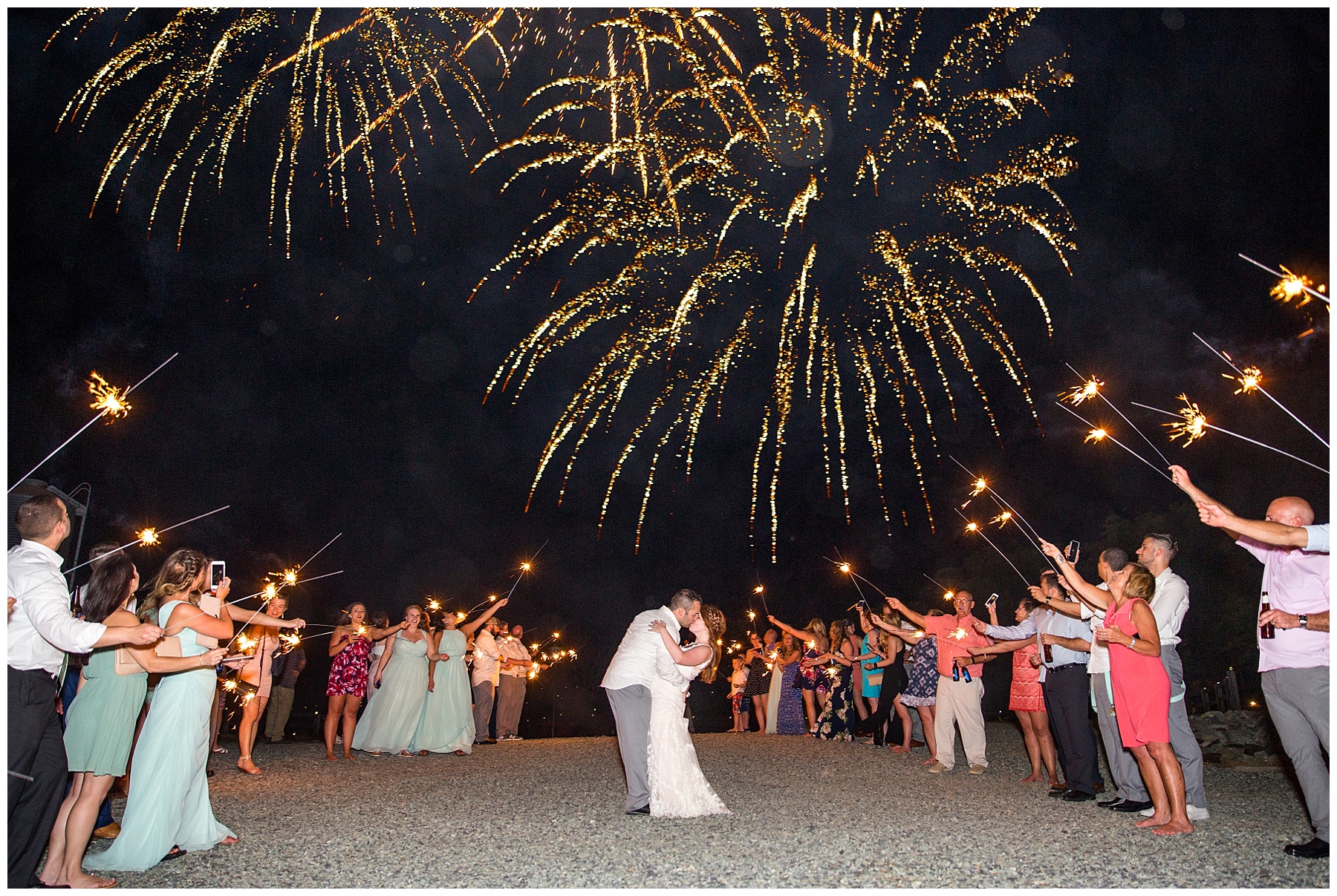 the barn at woodlake meadows wedding day- tiffany l johnson photograhy - bear creek nc_0159.jpg