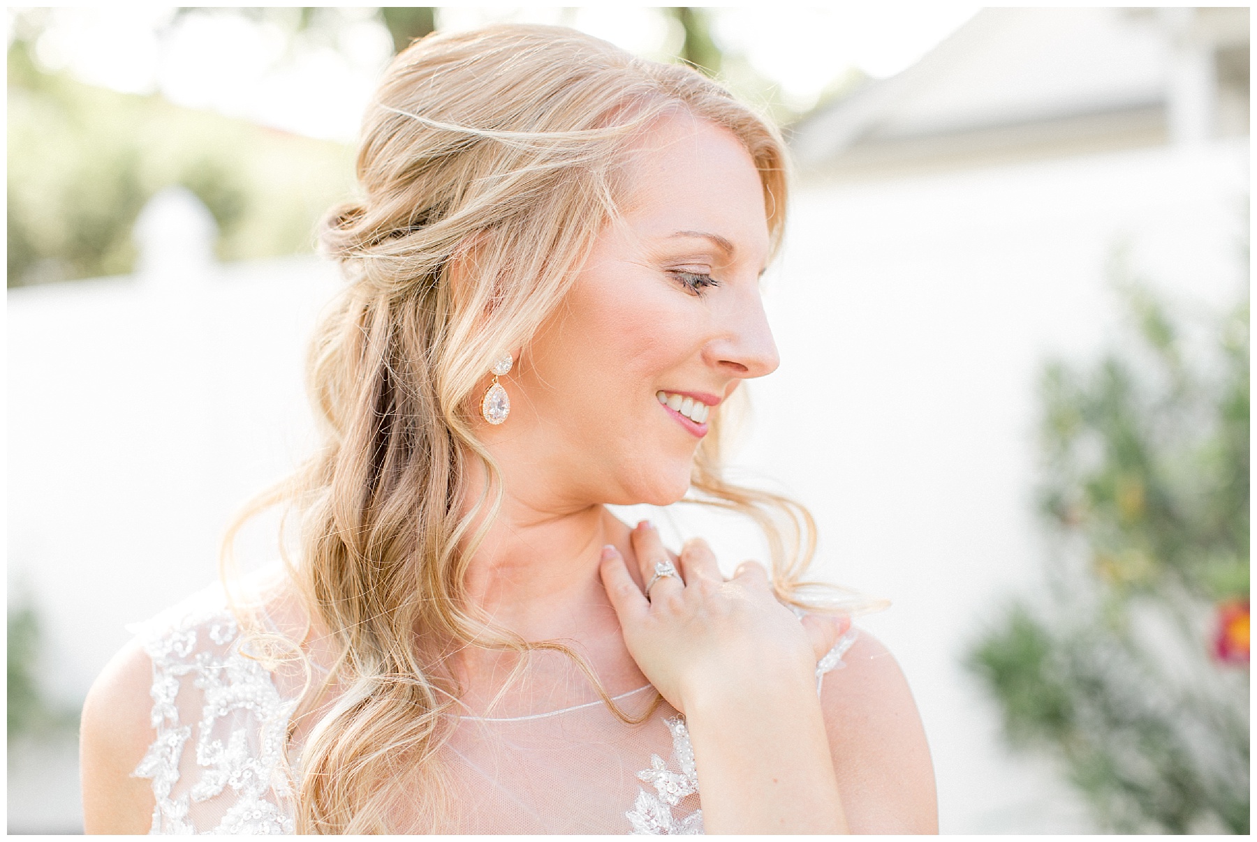 the wagner house bridal portrait session-clayton nc - tiffany l johnson photography_0019.jpg the wagner house bridal portrait session-clayton nc - tiffany l johnson photography_0019.jpg