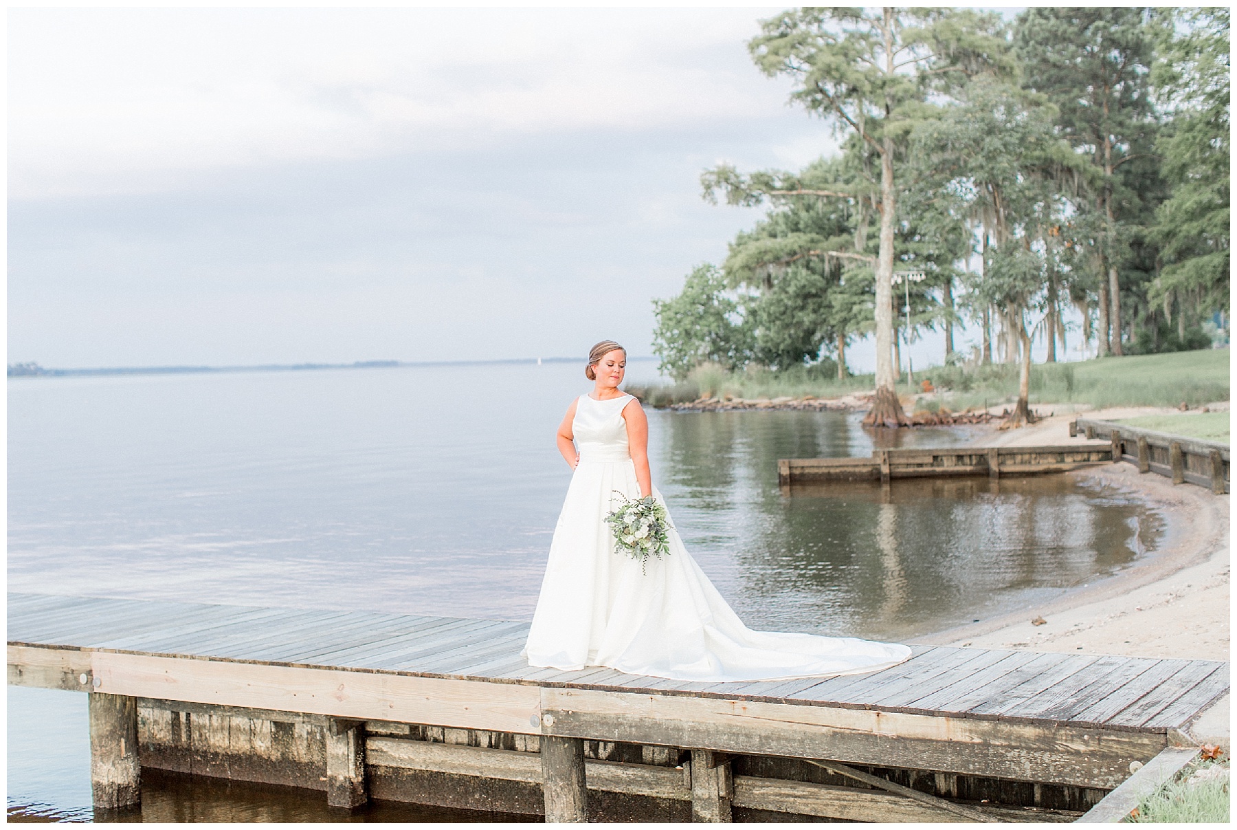 abilena plantation-bridal portrait session-new bern-tiffany l johnson_0038.jpg abilena plantation-bridal portrait session-new bern-tiffany l johnson_0038.jpg