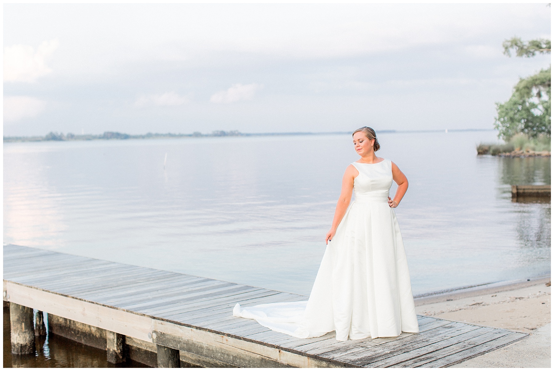 abilena plantation-bridal portrait session-new bern-tiffany l johnson_0045.jpg abilena plantation-bridal portrait session-new bern-tiffany l johnson_0045.jpg