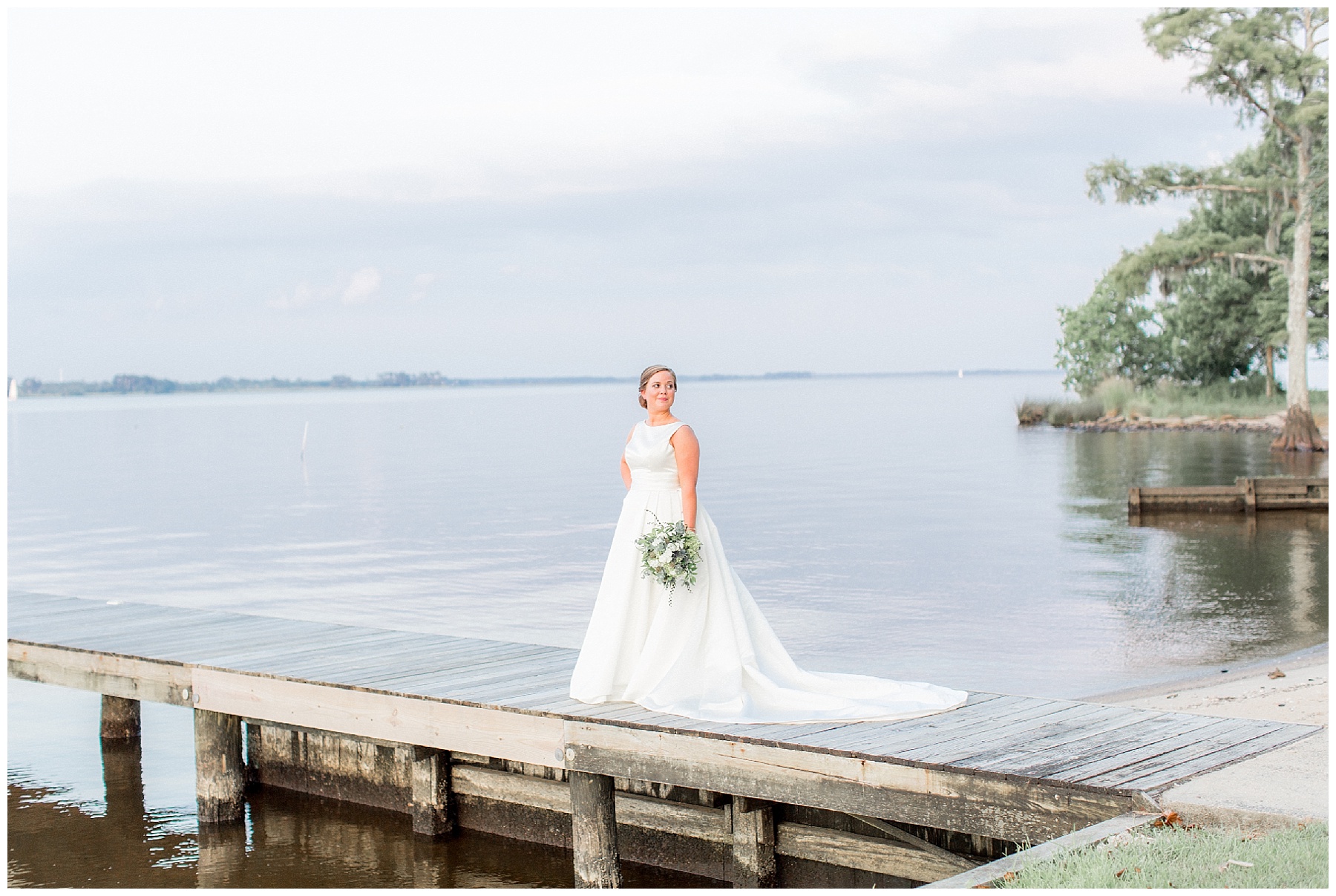 abilena plantation-bridal portrait session-new bern-tiffany l johnson_0046.jpg abilena plantation-bridal portrait session-new bern-tiffany l johnson_0046.jpg