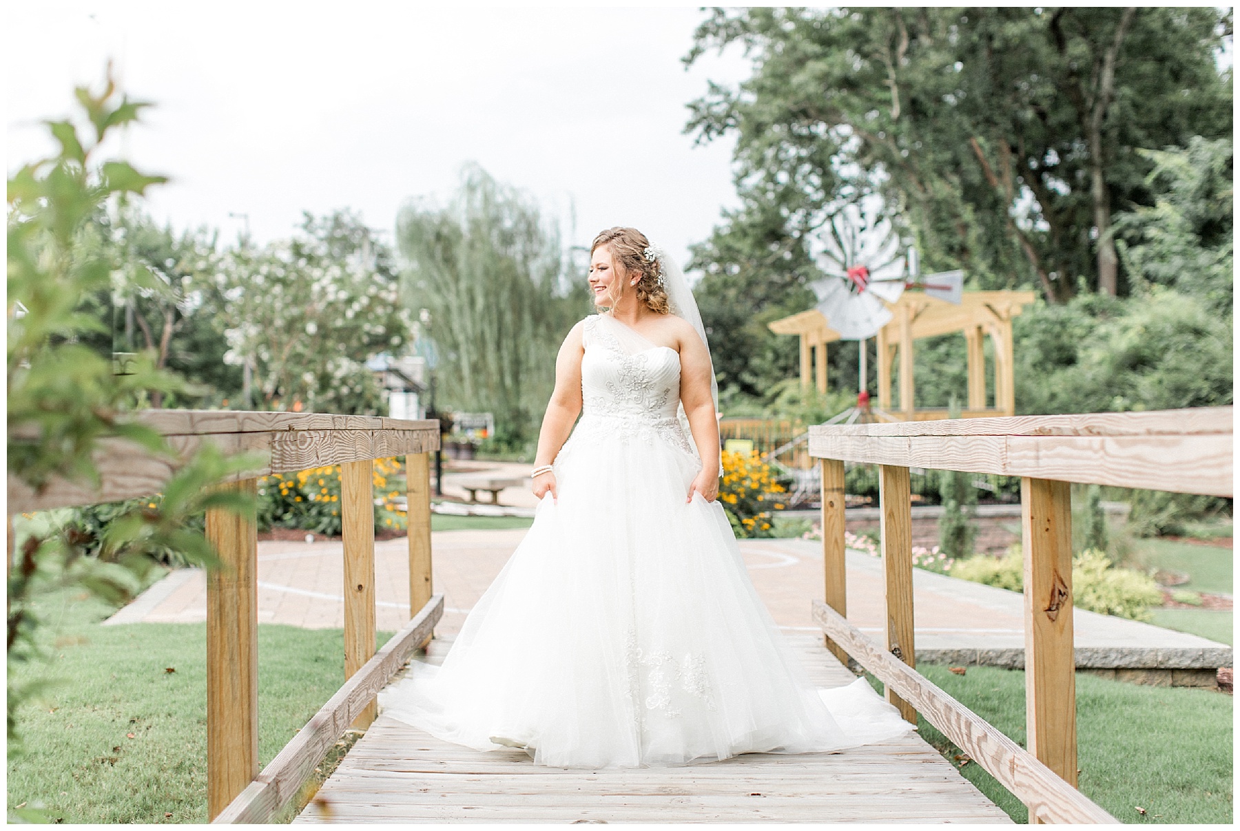 Rose garden bridal session-wilson nc-tiffany l johnson photography_0011.jpg