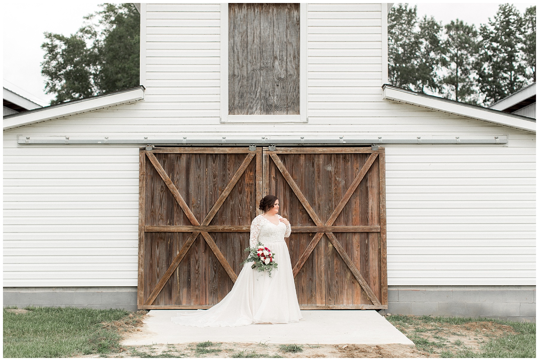 kenly bridal portrait session-tiffany l johnson photography - bridal session_0009.jpg kenly bridal portrait session-tiffany l johnson photography - bridal session_0009.jpg