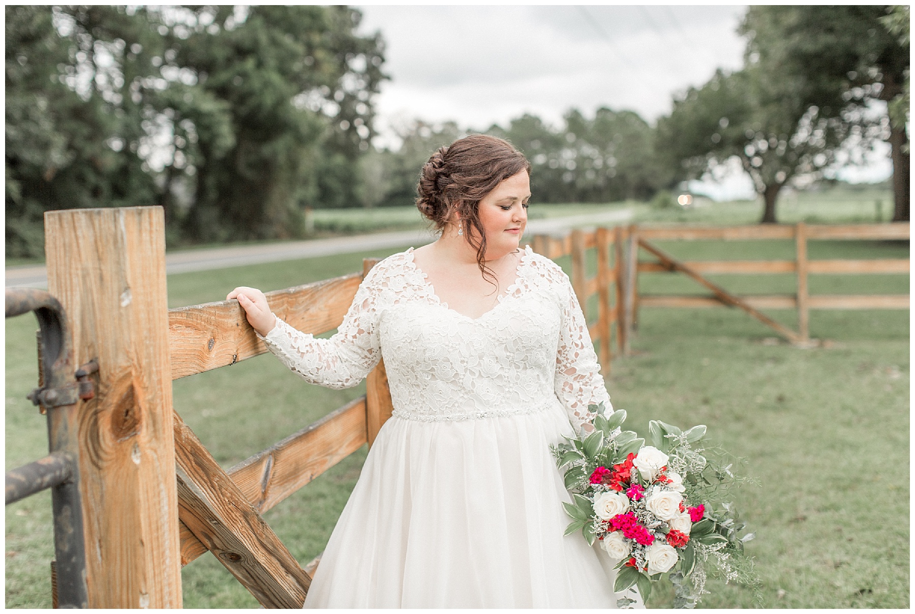 kenly bridal portrait session-tiffany l johnson photography - bridal session_0020.jpg kenly bridal portrait session-tiffany l johnson photography - bridal session_0020.jpg