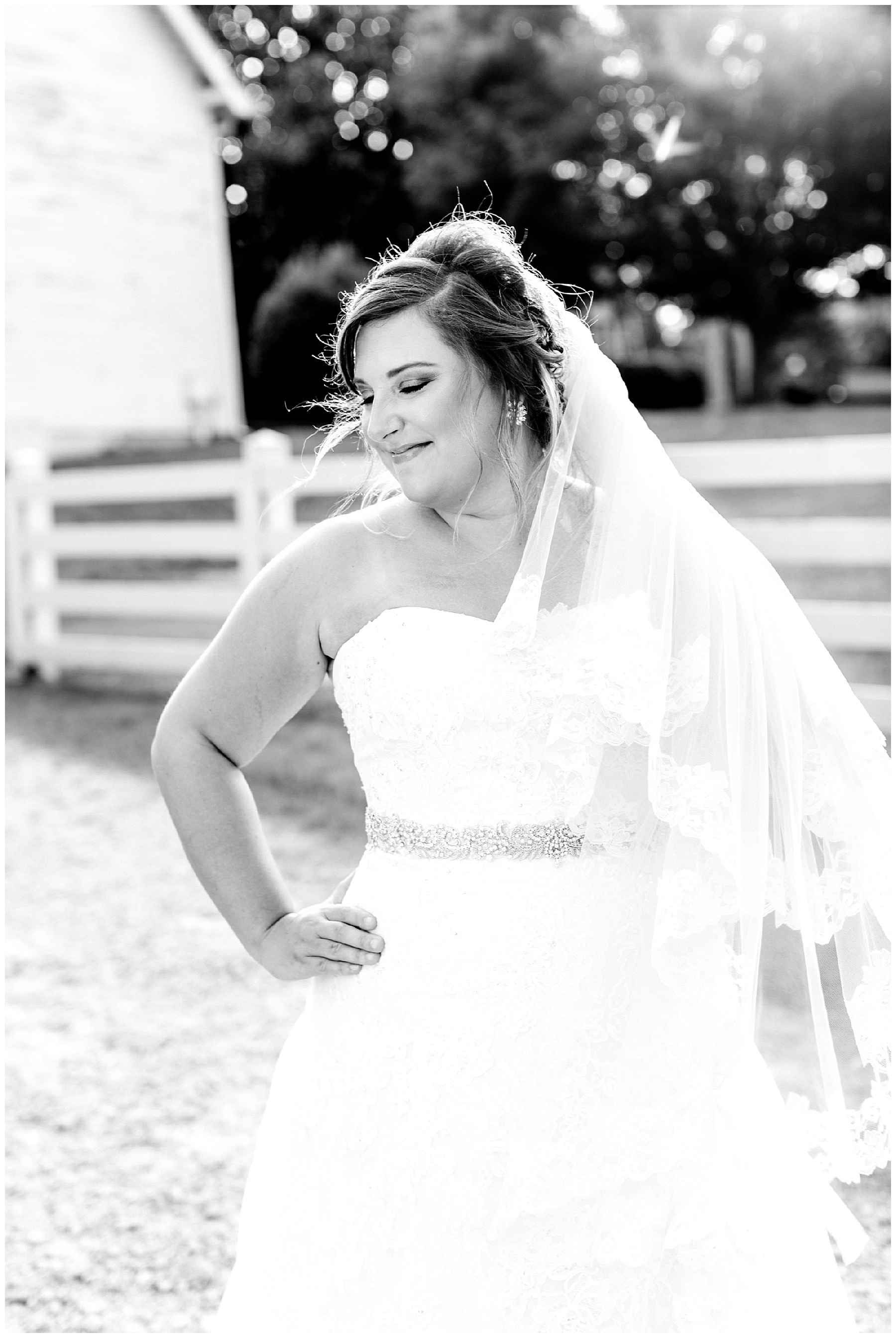 historic oakview park bridal portrait-raleigh nc-tiffany l johnson_0010.jpg historic oakview park bridal portrait-raleigh nc-tiffany l johnson_0010.jpg