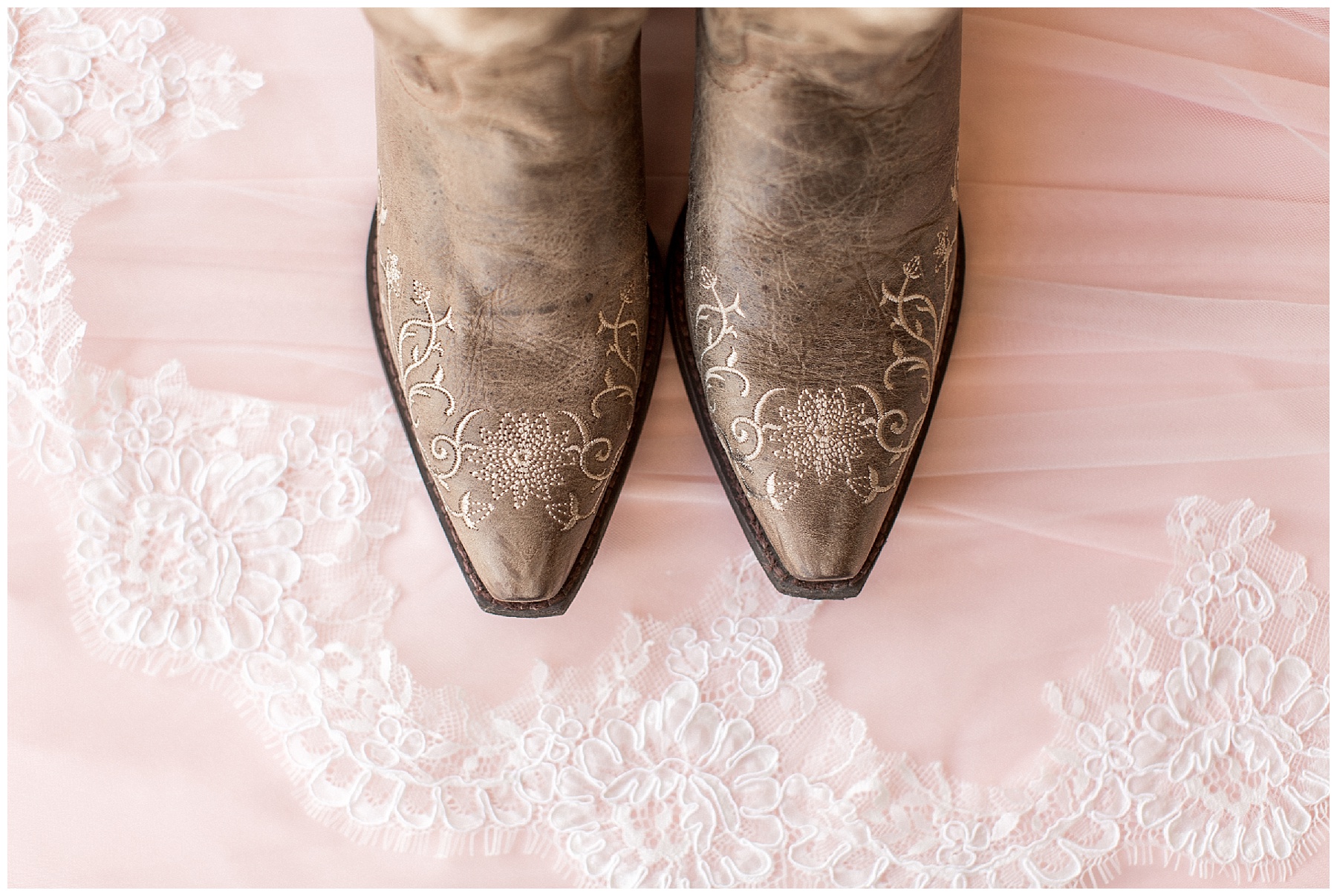 the farm at 95 selma nc wedding day -tiffany l johnson photography - the farm wedding_0009.jpg the farm at 95 selma nc wedding day -tiffany l johnson photography - the farm wedding_0009.jpg