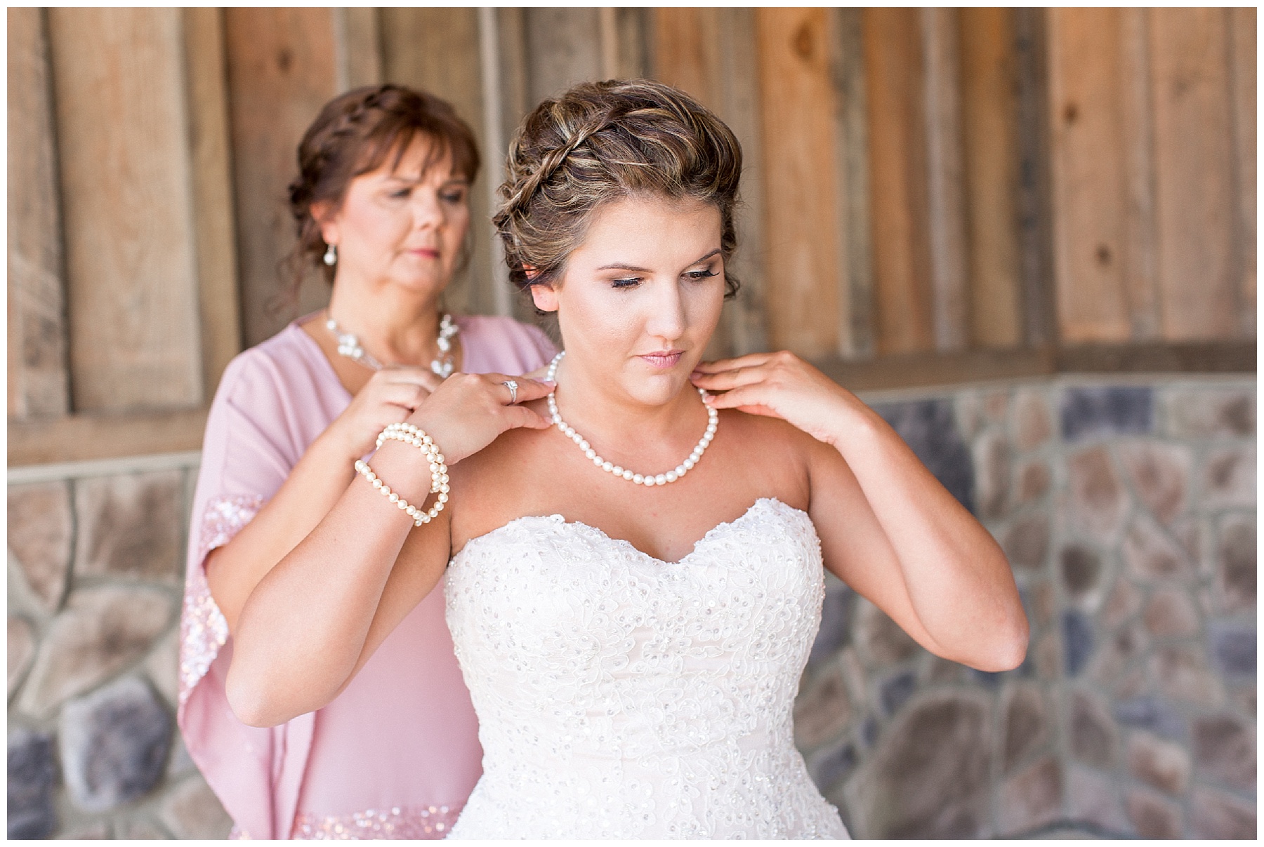 the farm at 95 selma nc wedding day -tiffany l johnson photography - the farm wedding_0026.jpg