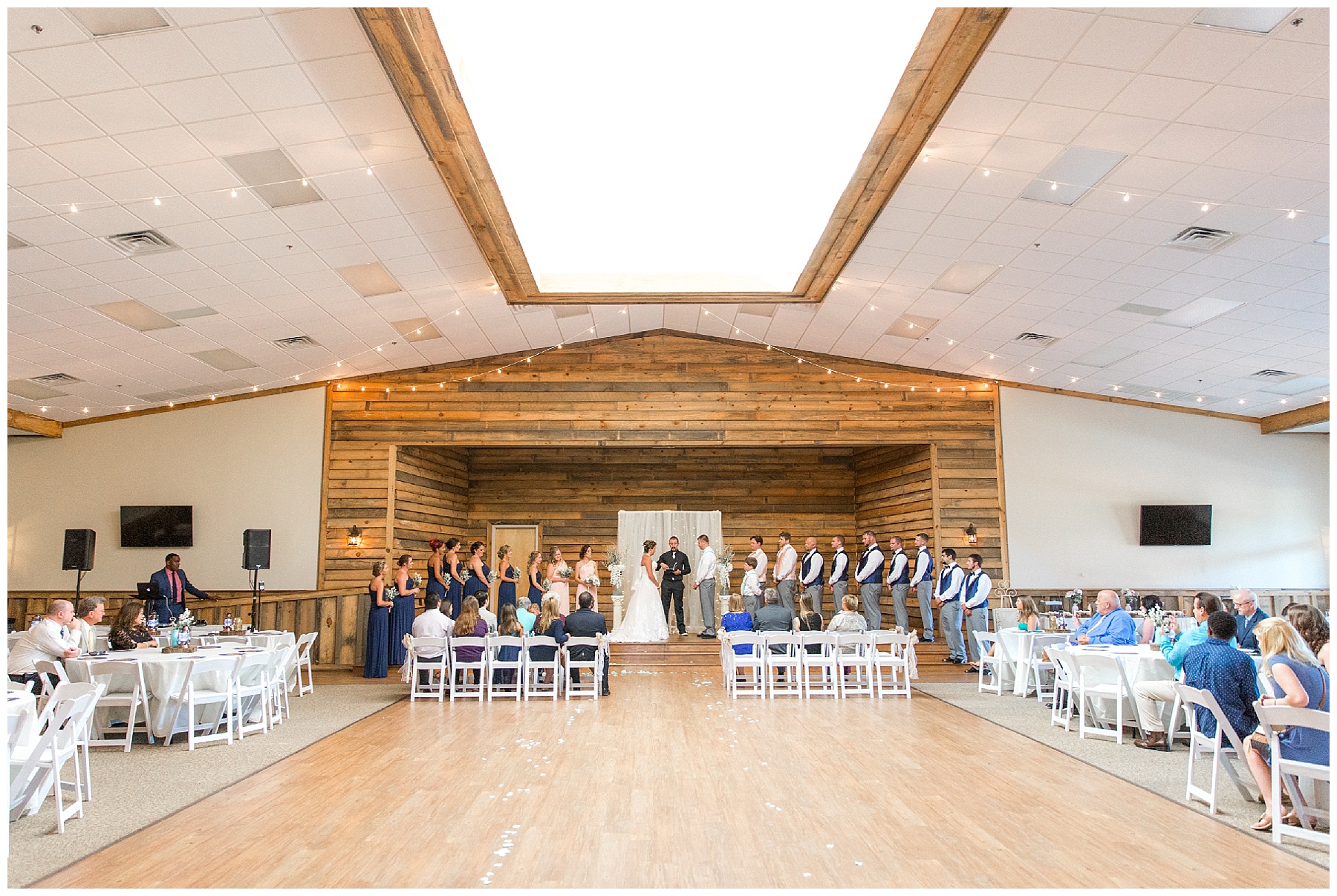 the farm at 95 selma nc wedding day -tiffany l johnson photography - the farm wedding_0071.jpg