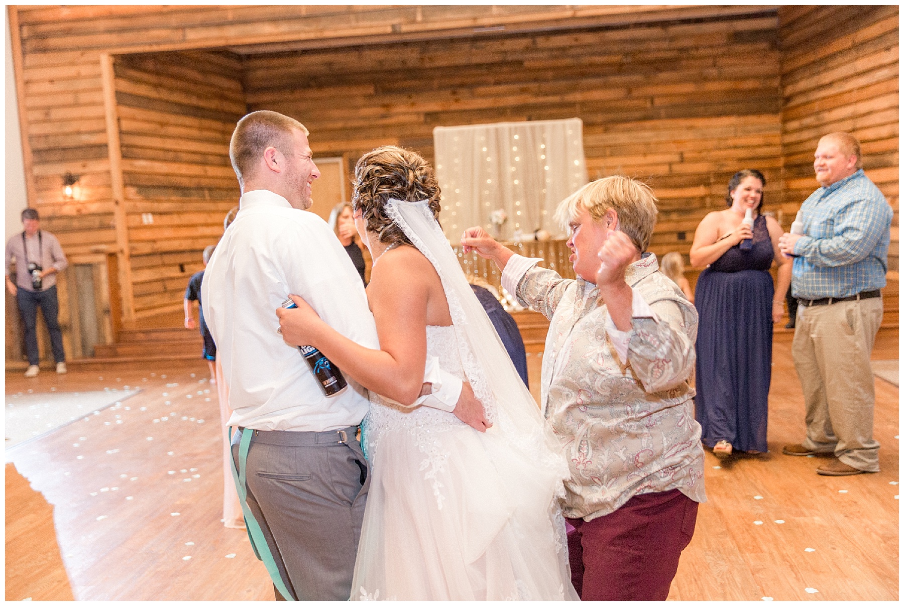 the farm at 95 selma nc wedding day -tiffany l johnson photography - the farm wedding_0131.jpg