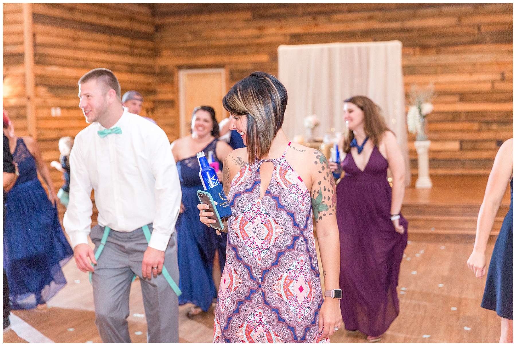 the farm at 95 selma nc wedding day -tiffany l johnson photography - the farm wedding_0138.jpg the farm at 95 selma nc wedding day -tiffany l johnson photography - the farm wedding_0138.jpg