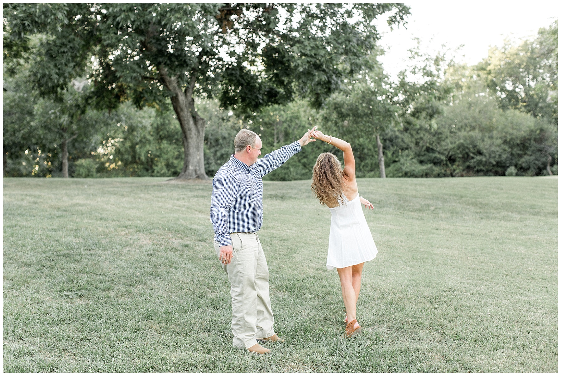 historic oak engagement session raleigh nc-tiffany l johnson photography_0039.jpg historic oak engagement session raleigh nc-tiffany l johnson photography_0039.jpg