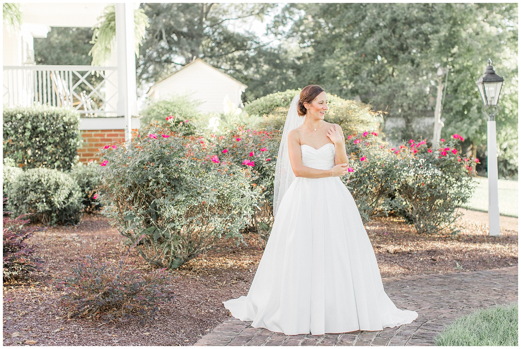 rose hill plantation bridal portraits-nashville nc bridal portraits-nc wedding photographer-tiffany l johnson_0039.jpg rose hill plantation bridal portraits-nashville nc bridal portraits-nc wedding photographer-tiffany l johnson_0039.jpg