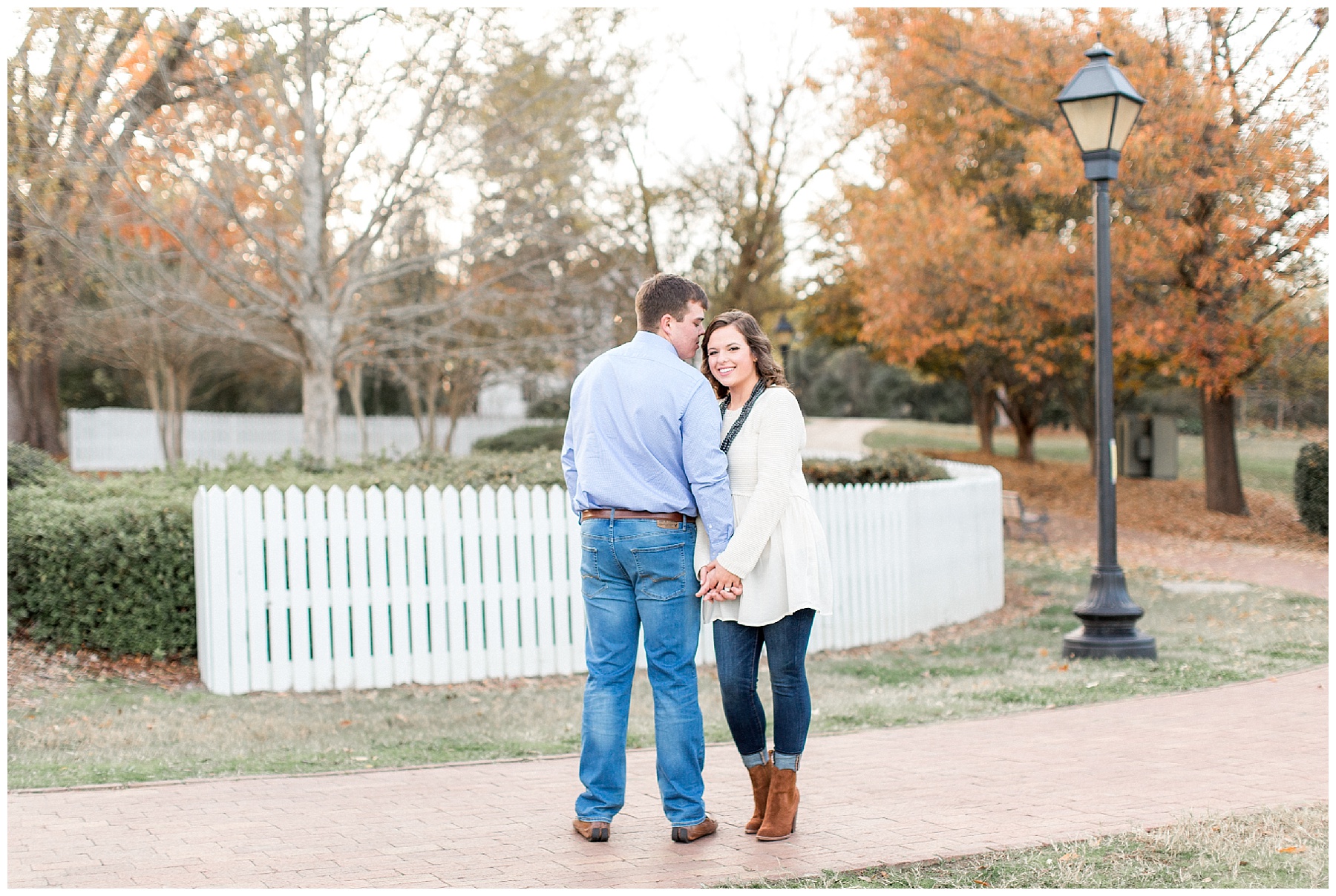 historic oakview park engagement session-historic oak- engagement session-tiffany l johnson photography_0059.jpg historic oakview park engagement session-historic oak- engagement session-tiffany l johnson photography_0059.jpg