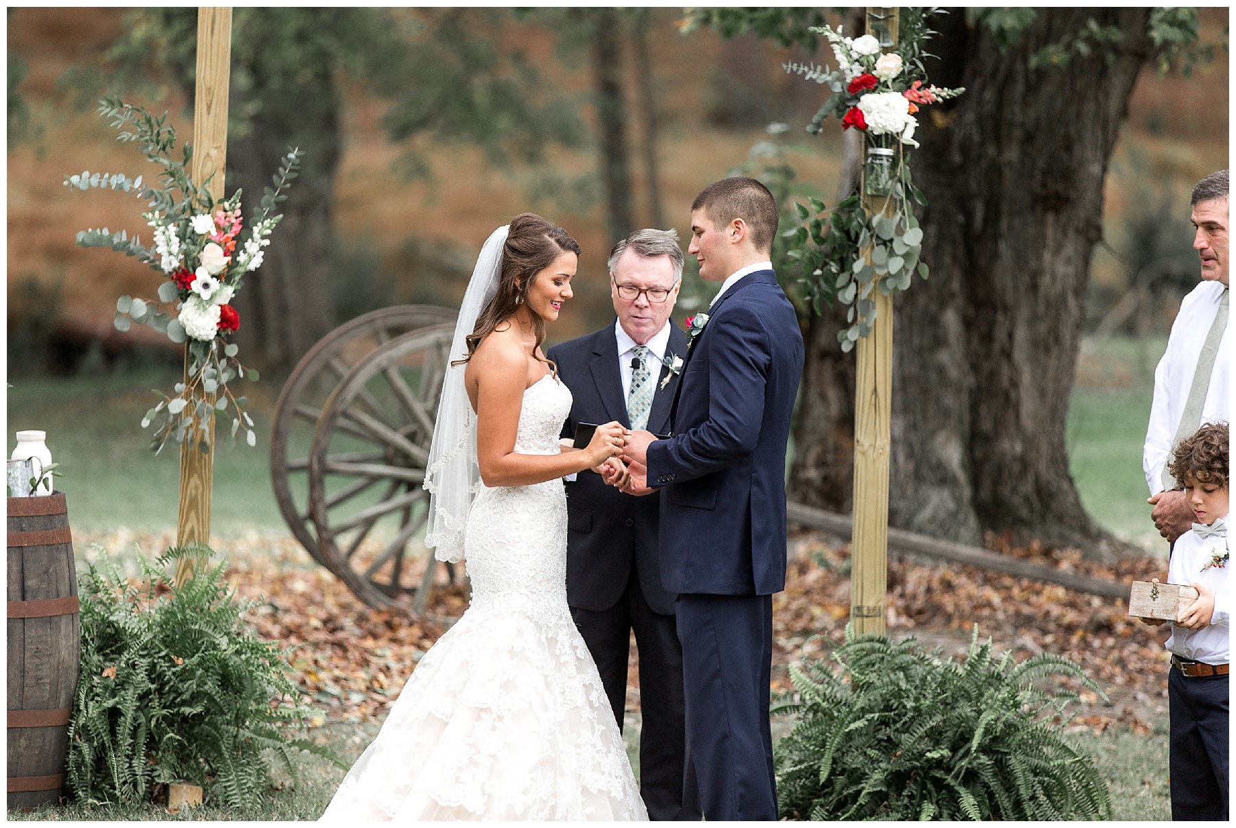 may lew farm-benjamin maylewis farm-greenville wedding-tiffany l johnson photography weddings_0125.jpg may lew farm-benjamin maylewis farm-greenville wedding-tiffany l johnson photography weddings_0125.jpg
