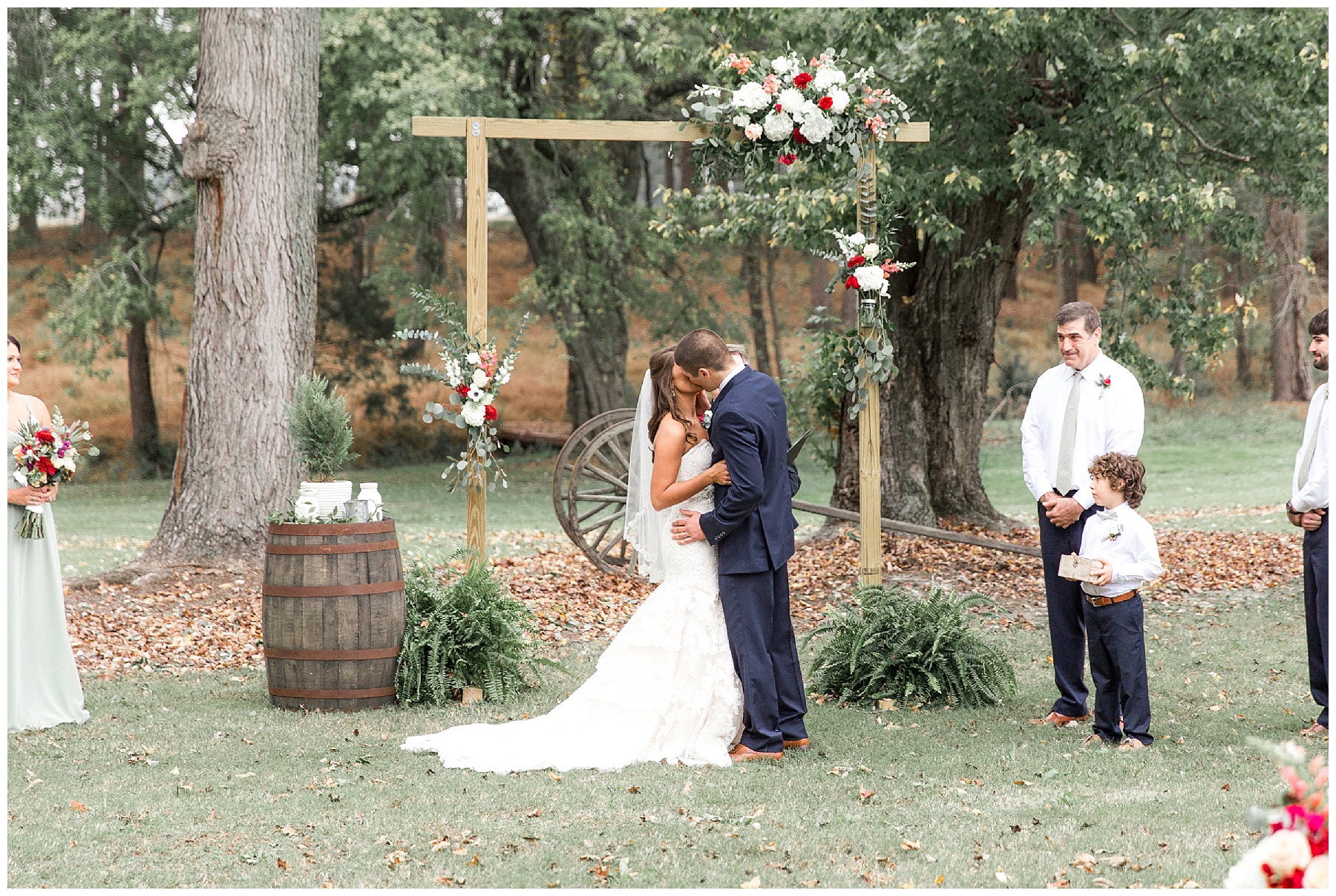 may lew farm-benjamin maylewis farm-greenville wedding-tiffany l johnson photography weddings_0126.jpg may lew farm-benjamin maylewis farm-greenville wedding-tiffany l johnson photography weddings_0126.jpg