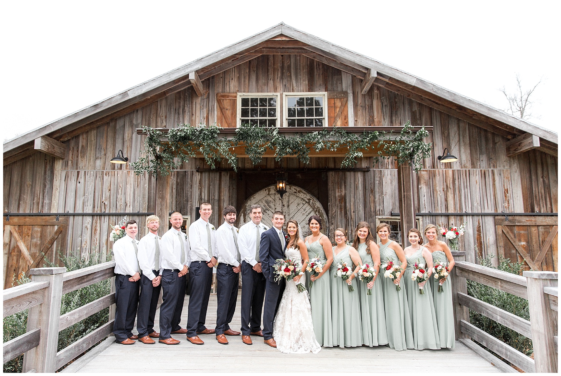 may lew farm-benjamin maylewis farm-greenville wedding-tiffany l johnson photography weddings_0135.jpg may lew farm-benjamin maylewis farm-greenville wedding-tiffany l johnson photography weddings_0135.jpg