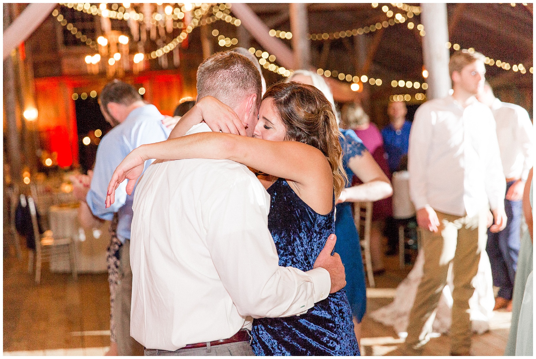may lew farm-benjamin maylewis farm-greenville wedding-tiffany l johnson photography weddings_0200.jpg may lew farm-benjamin maylewis farm-greenville wedding-tiffany l johnson photography weddings_0200.jpg