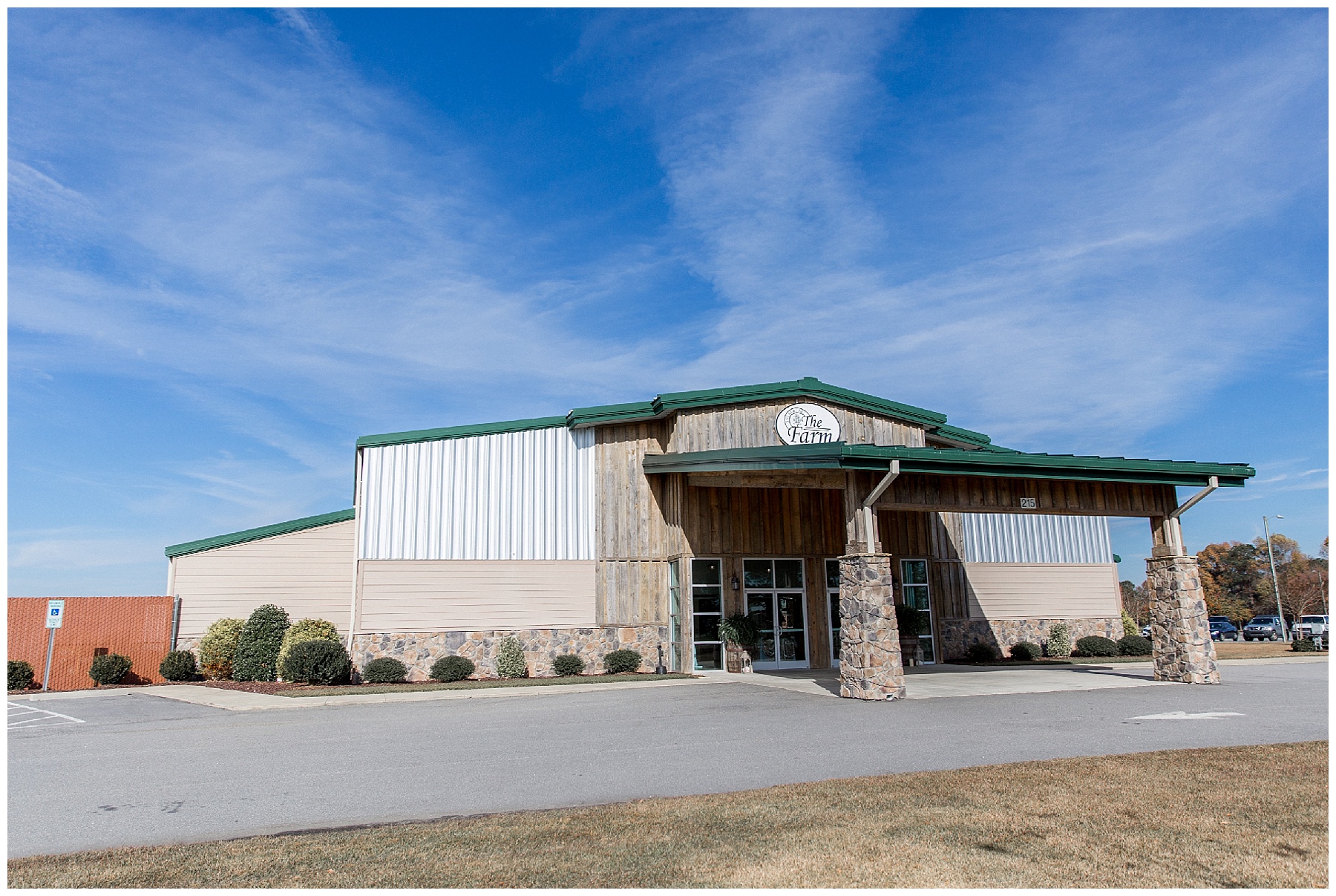 the farm at 95-selma nc wedding day-tiffany l johnson photography_0019.jpg the farm at 95-selma nc wedding day-tiffany l johnson photography_0019.jpg