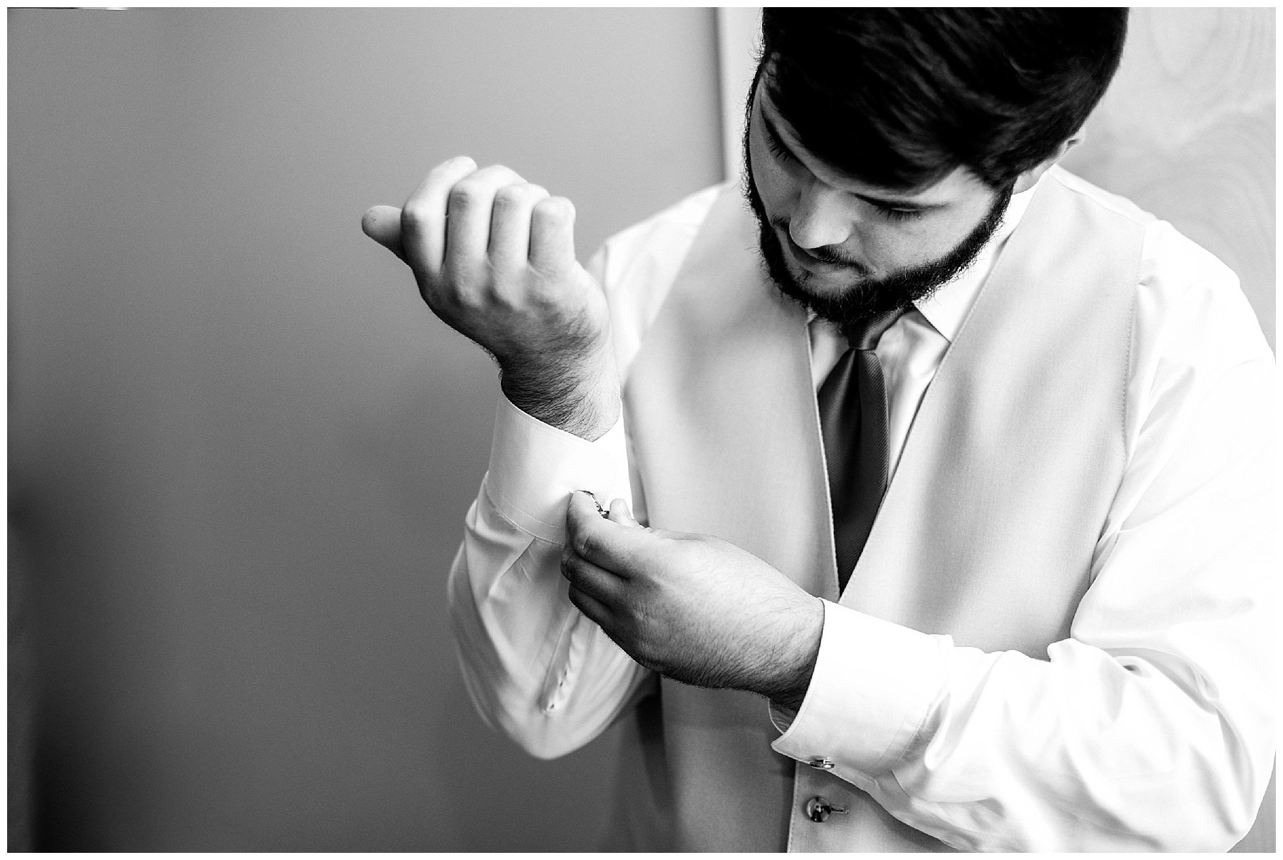 kenly nc wedding day-tiffany l johnson photography-christmas wedding_0035.jpg