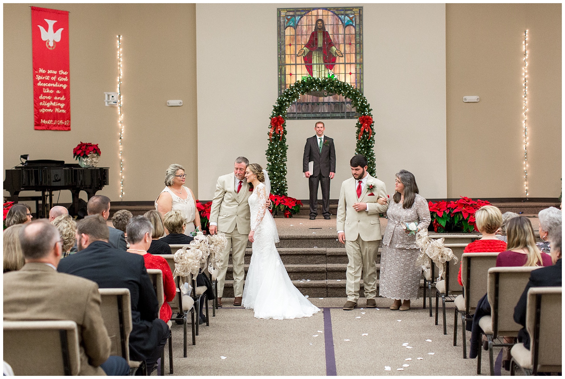 kenly nc wedding day-tiffany l johnson photography-christmas wedding_0062.jpg