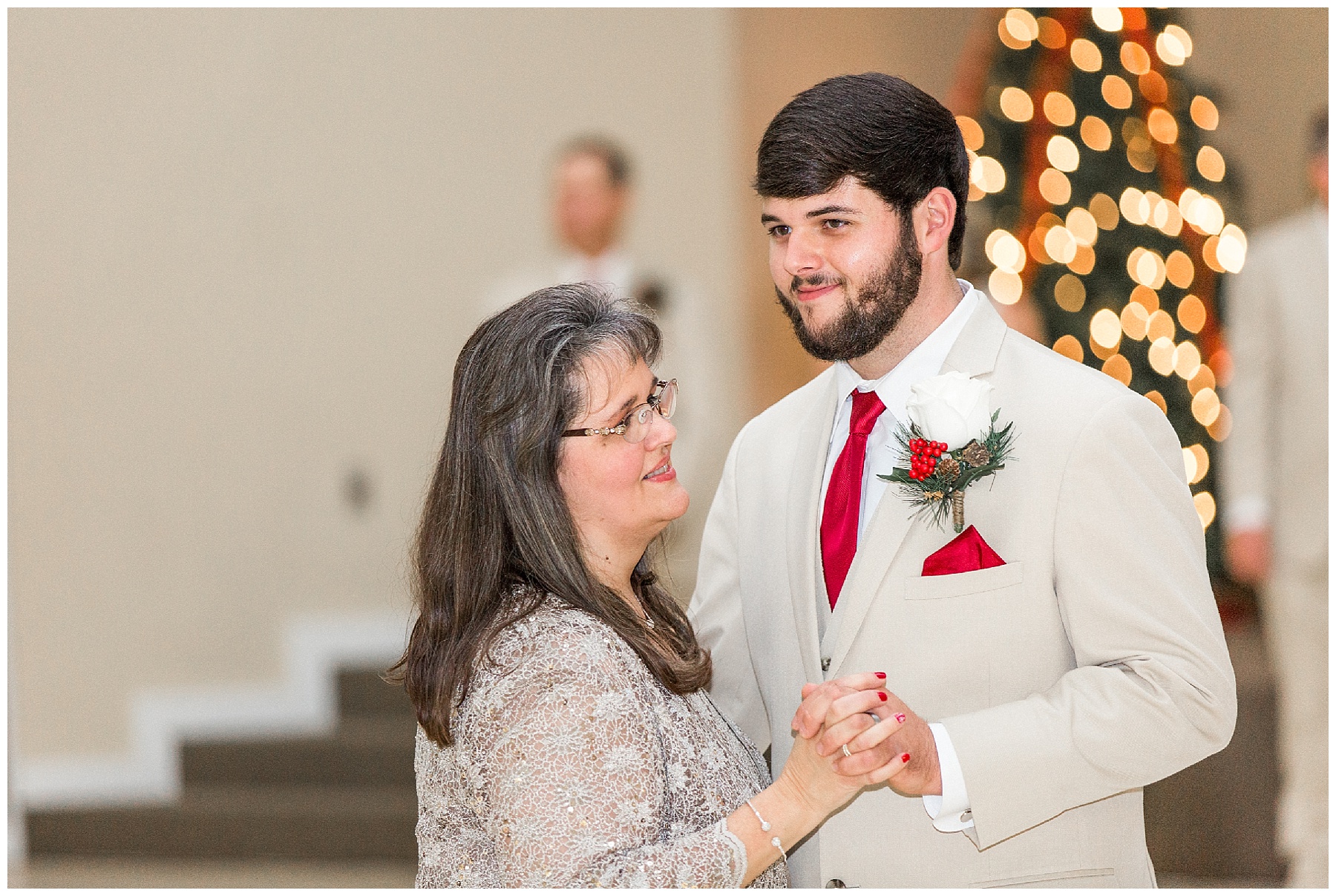 kenly nc wedding day-tiffany l johnson photography-christmas wedding_0091.jpg