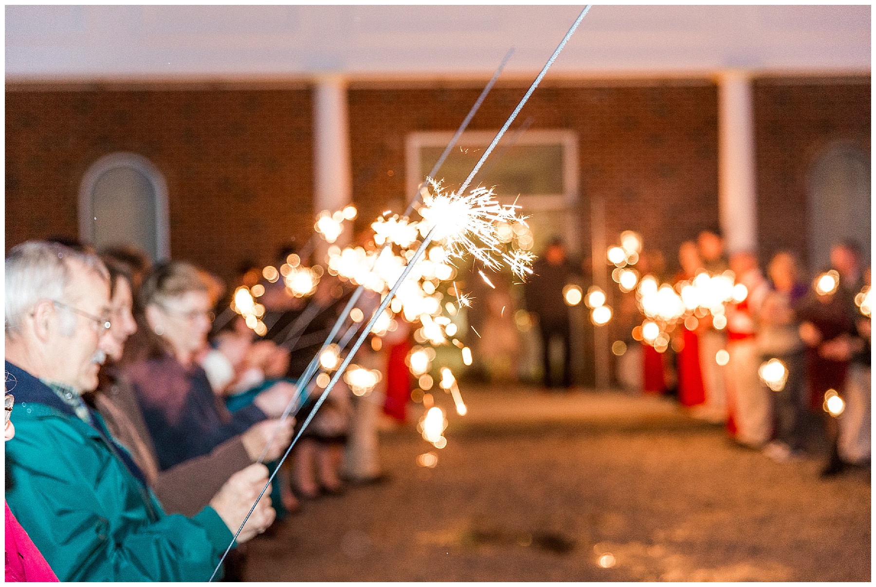kenly nc wedding day-tiffany l johnson photography-christmas wedding_0104.jpg