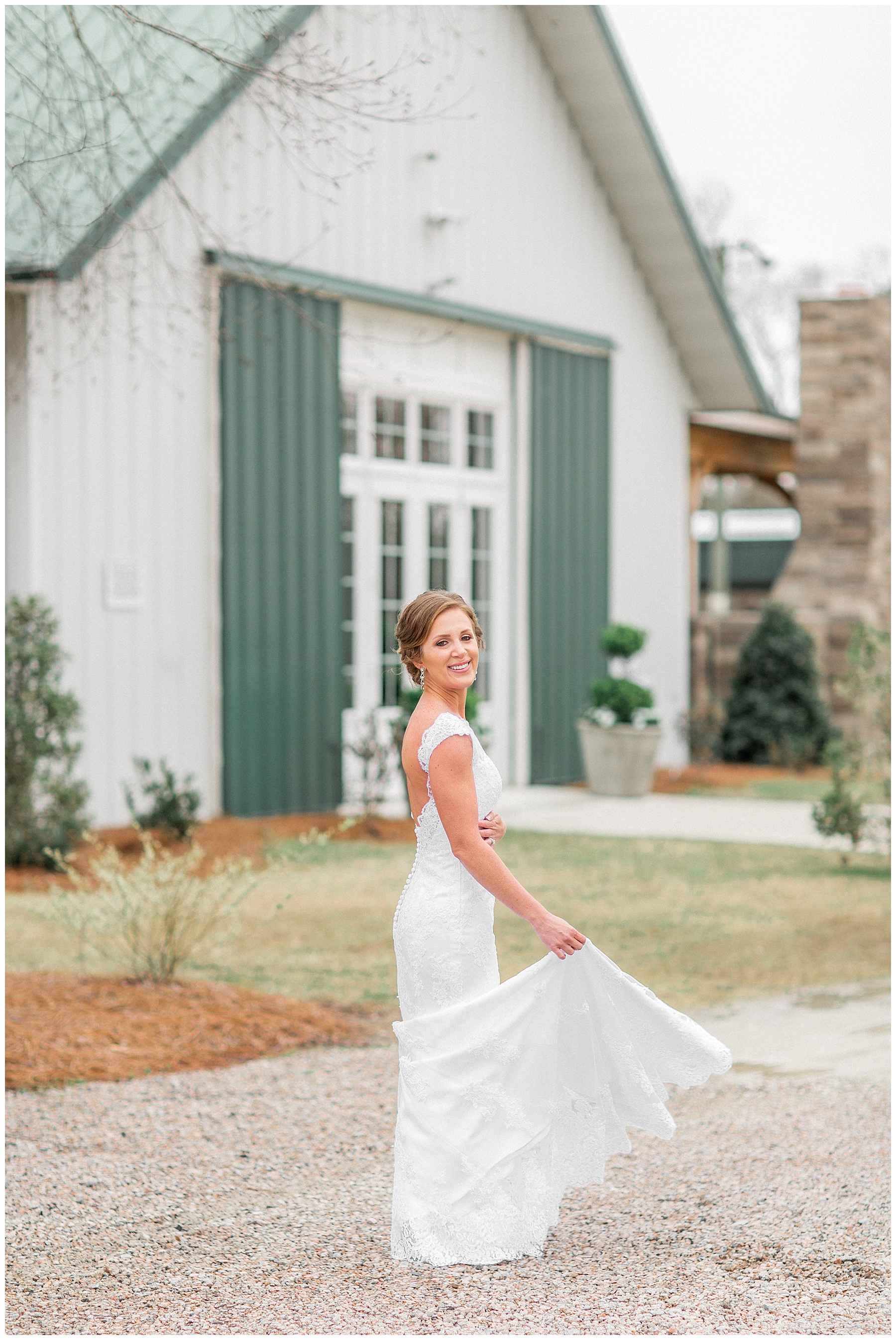 Fox hollow farm wedding - raleigh nc wedding photographer - tiffany l johnson photography_0014.jpg Fox hollow farm wedding - raleigh nc wedding photographer - tiffany l johnson photography_0014.jpg