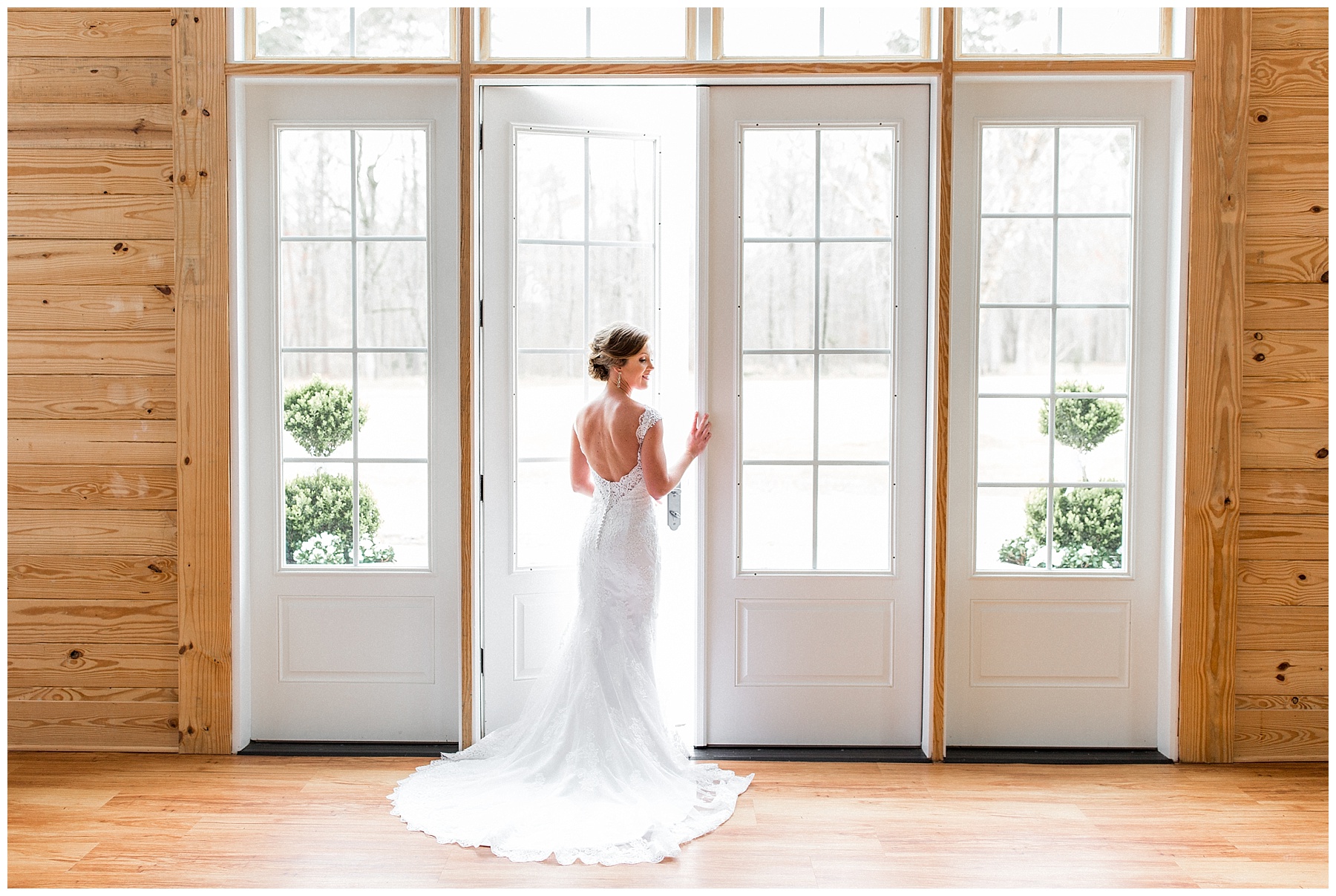 Fox hollow farm wedding - raleigh nc wedding photographer - tiffany l johnson photography_0028.jpg Fox hollow farm wedding - raleigh nc wedding photographer - tiffany l johnson photography_0028.jpg