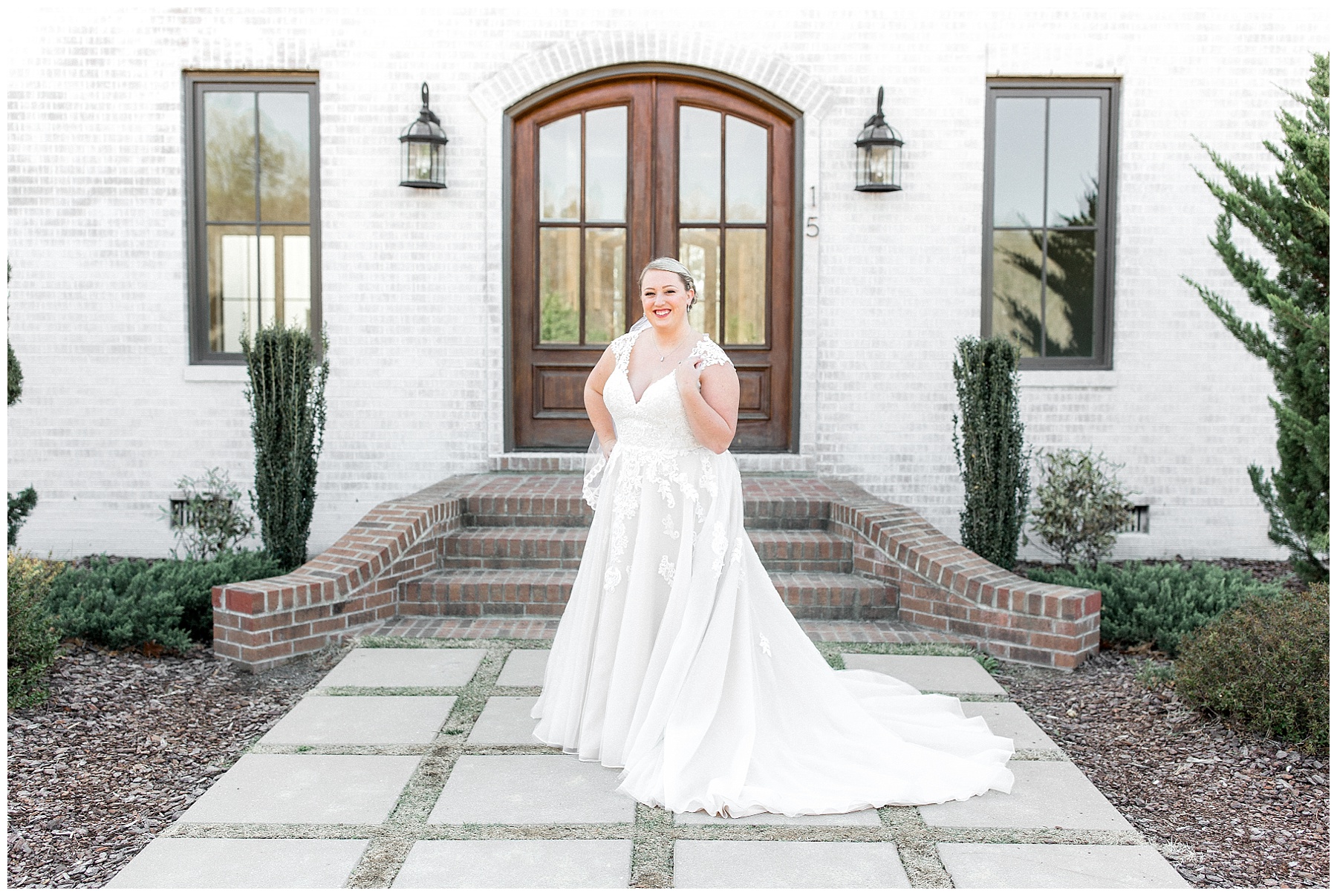 the bradford bridal portraits-raleigh wedding photographer-tiffany l johnson photography_0002.jpg