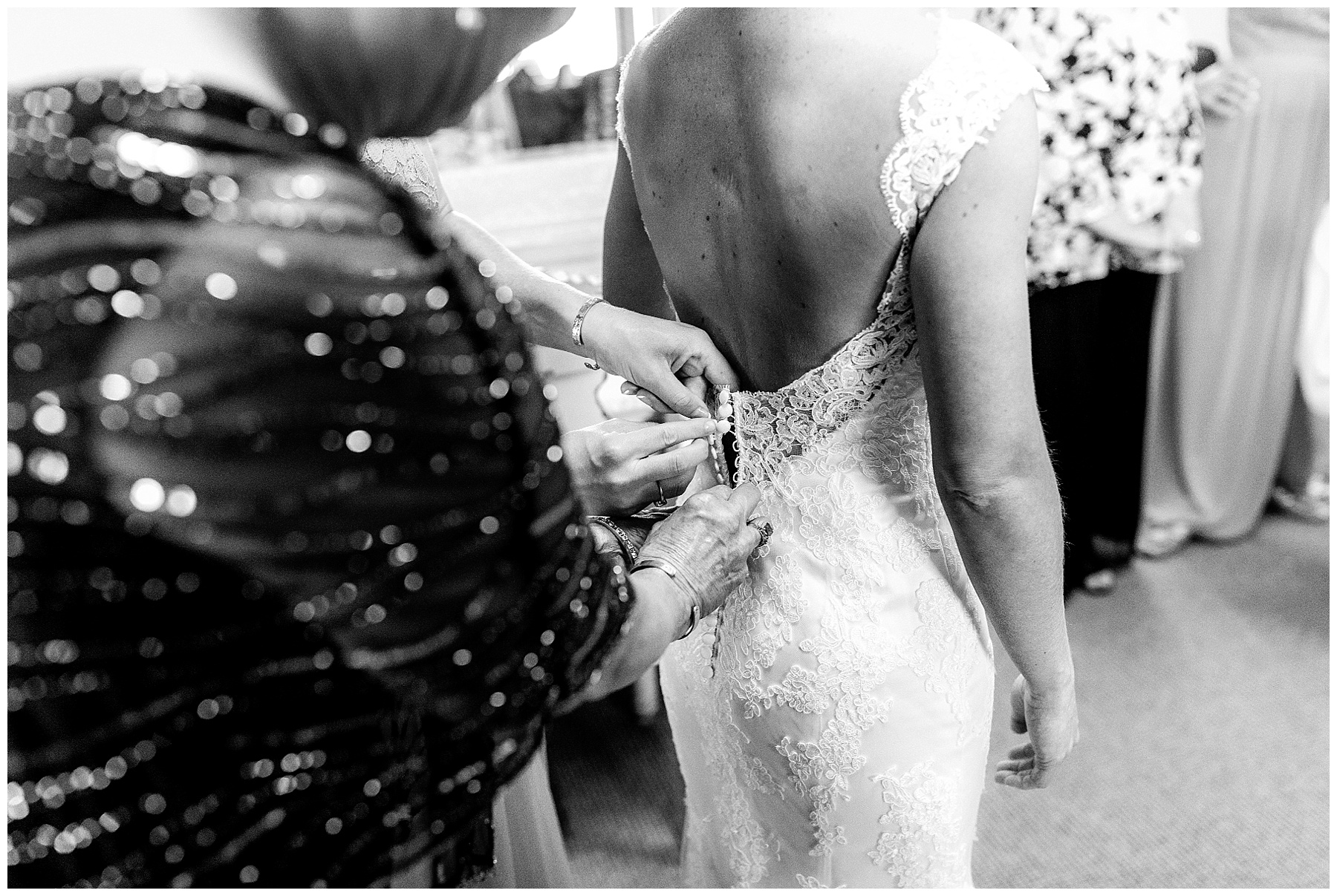 Fox Hollow Farms Wedding Day-Tiffany L Johnson Photography-Raleigh wedding photographer_0022.jpg Fox Hollow Farms Wedding Day-Tiffany L Johnson Photography-Raleigh wedding photographer_0022.jpg