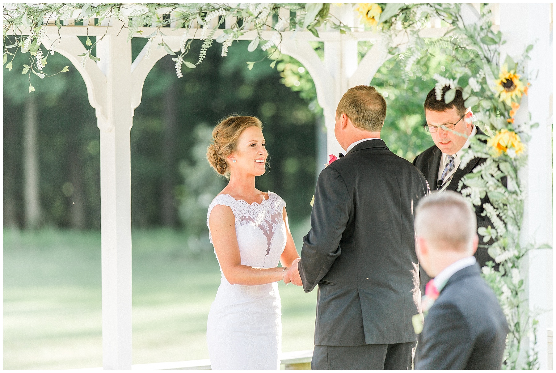 Fox Hollow Farms Wedding Day-Tiffany L Johnson Photography-Raleigh wedding photographer_0067.jpg Fox Hollow Farms Wedding Day-Tiffany L Johnson Photography-Raleigh wedding photographer_0067.jpg
