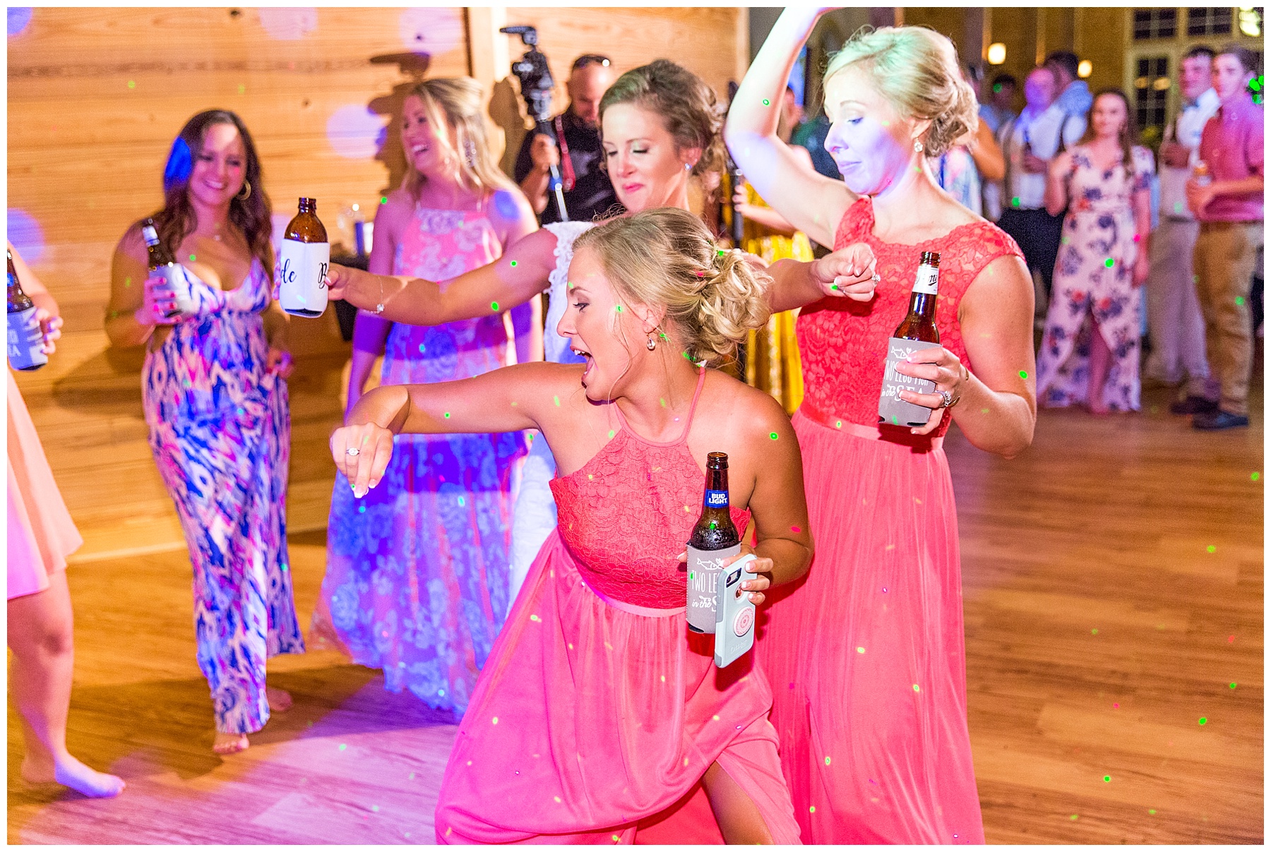 Fox Hollow Farms Wedding Day-Tiffany L Johnson Photography-Raleigh wedding photographer_0123.jpg Fox Hollow Farms Wedding Day-Tiffany L Johnson Photography-Raleigh wedding photographer_0123.jpg