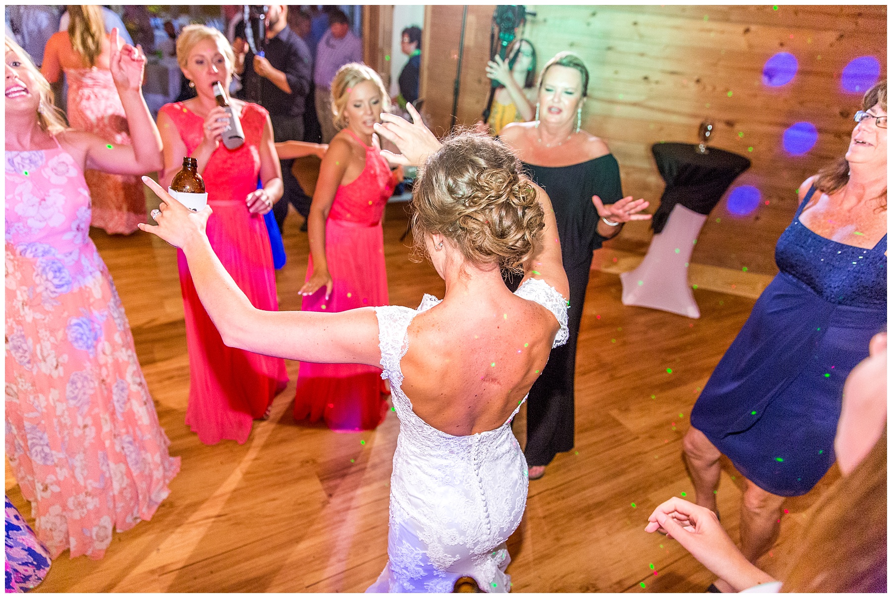 Fox Hollow Farms Wedding Day-Tiffany L Johnson Photography-Raleigh wedding photographer_0136.jpg Fox Hollow Farms Wedding Day-Tiffany L Johnson Photography-Raleigh wedding photographer_0136.jpg