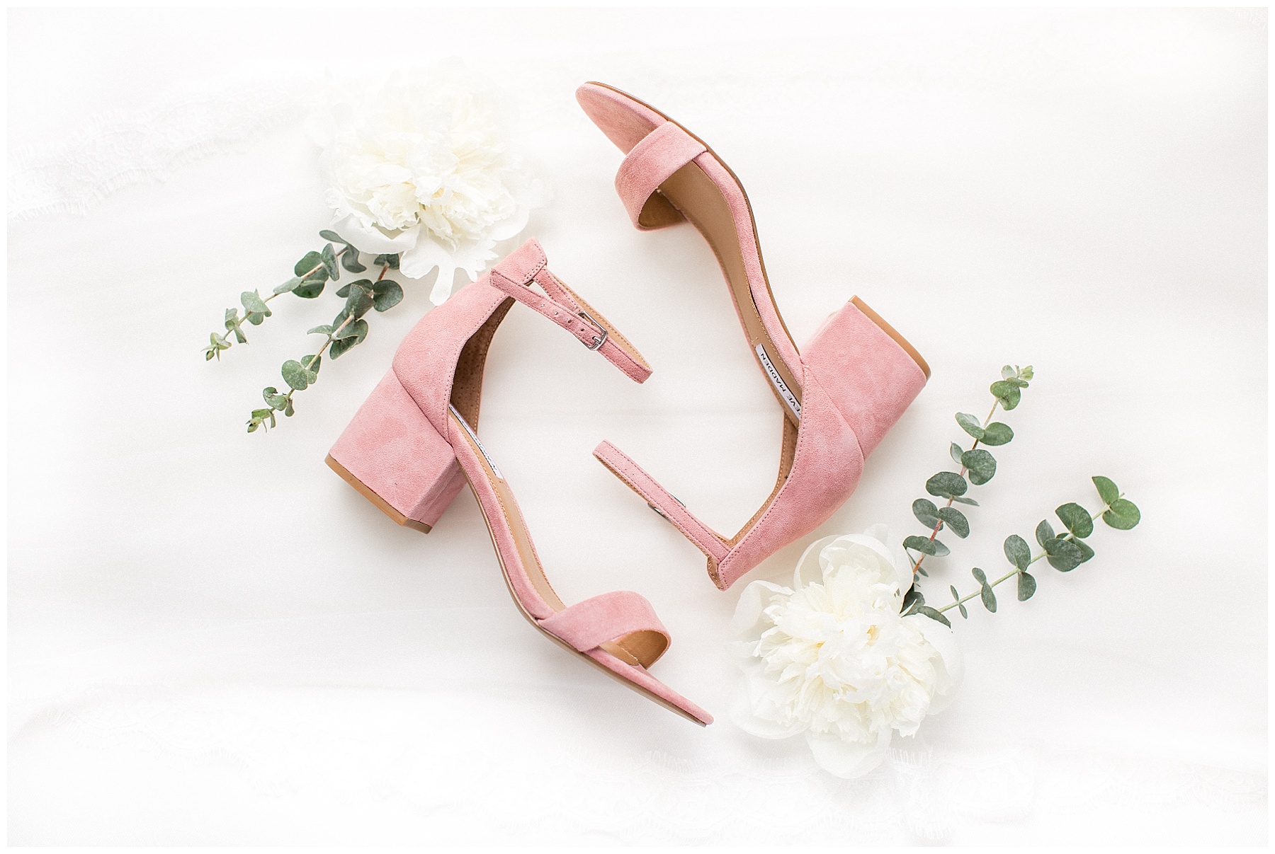 the leaning tree wedding day-raleigh wedding photographer-tiffany l johnson photography_0005.jpg