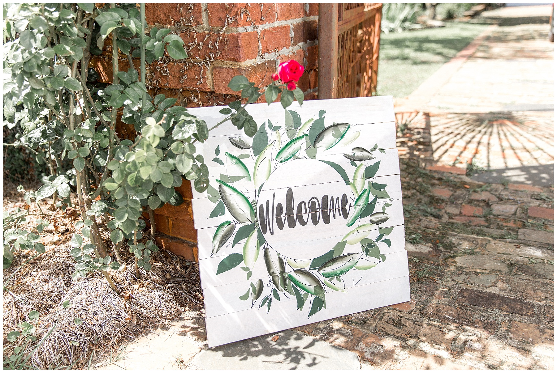 the leaning tree wedding day-raleigh wedding photographer-tiffany l johnson photography_0118.jpg