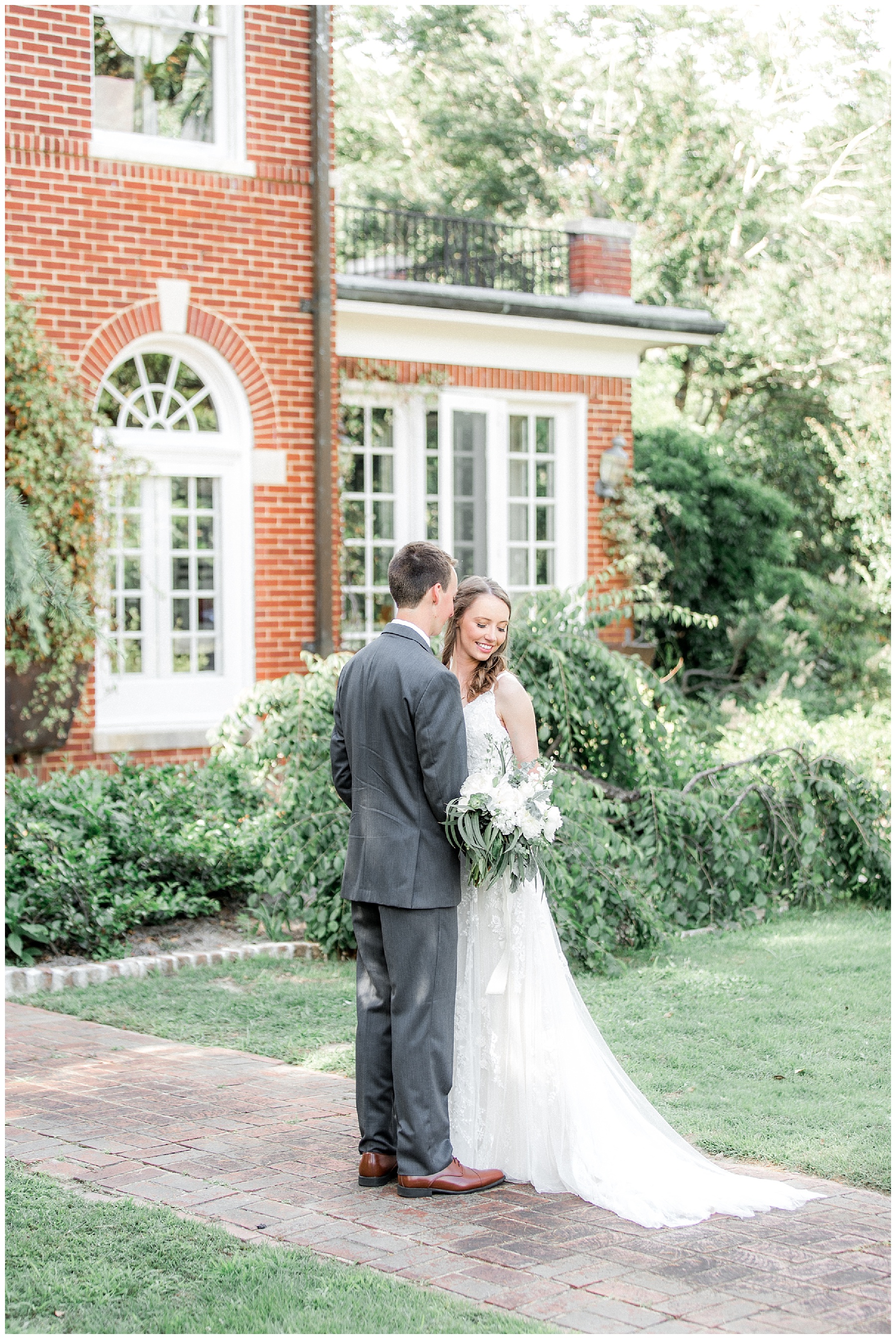 the leaning tree wedding day-raleigh wedding photographer-tiffany l johnson photography_0148.jpg
