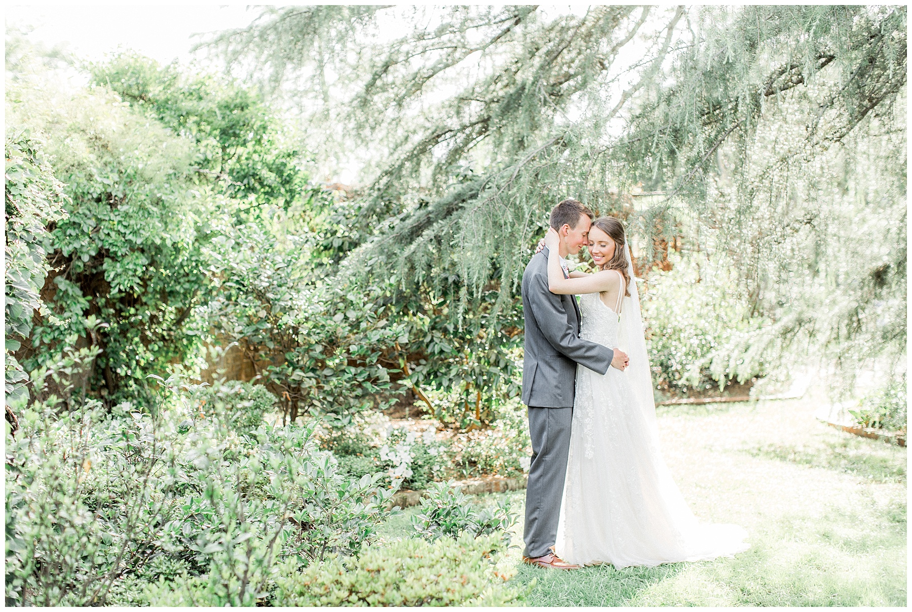 the leaning tree wedding day-raleigh wedding photographer-tiffany l johnson photography_0168.jpg